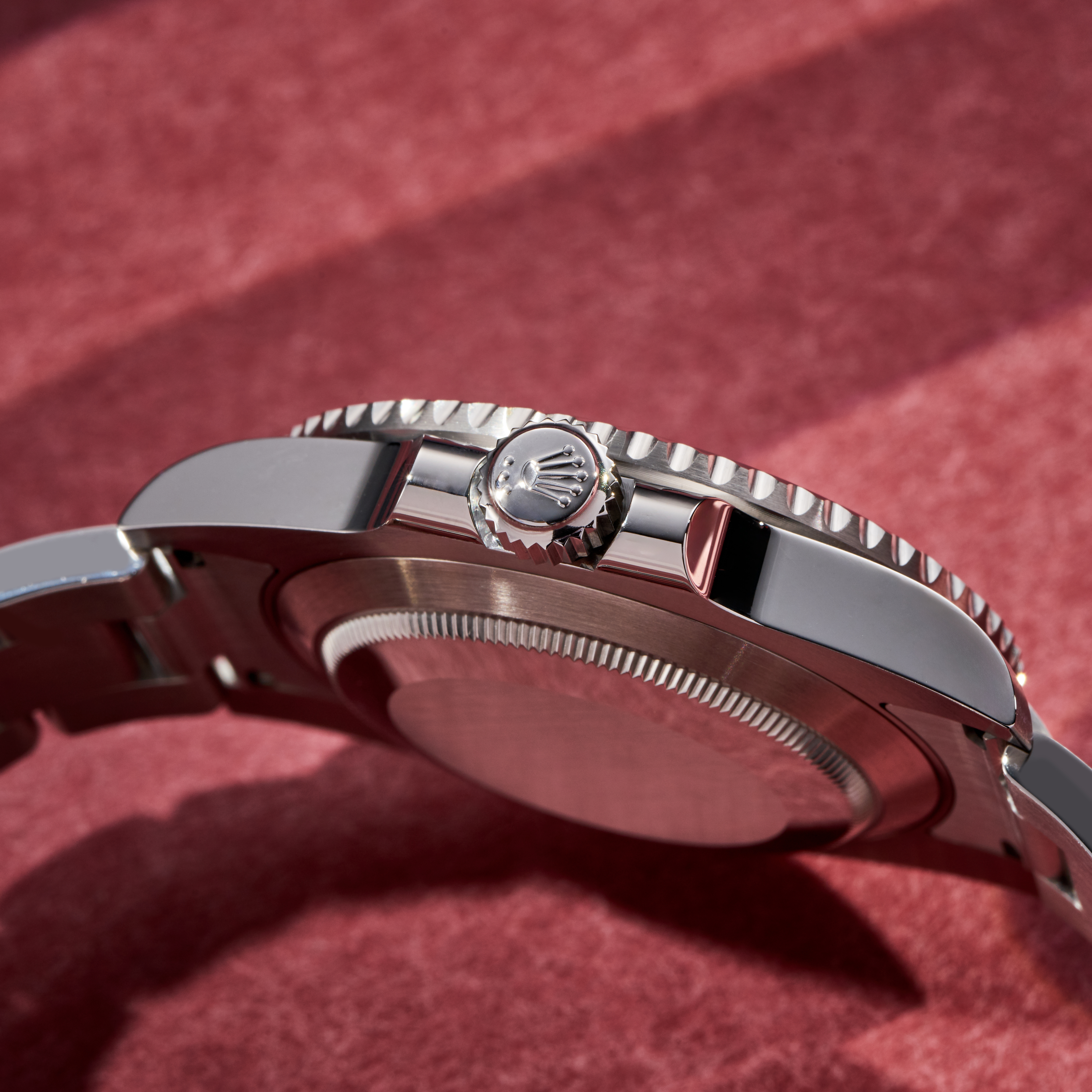 Submariner Date Steel Green Dial "Hulk" 40mm Product Image 2