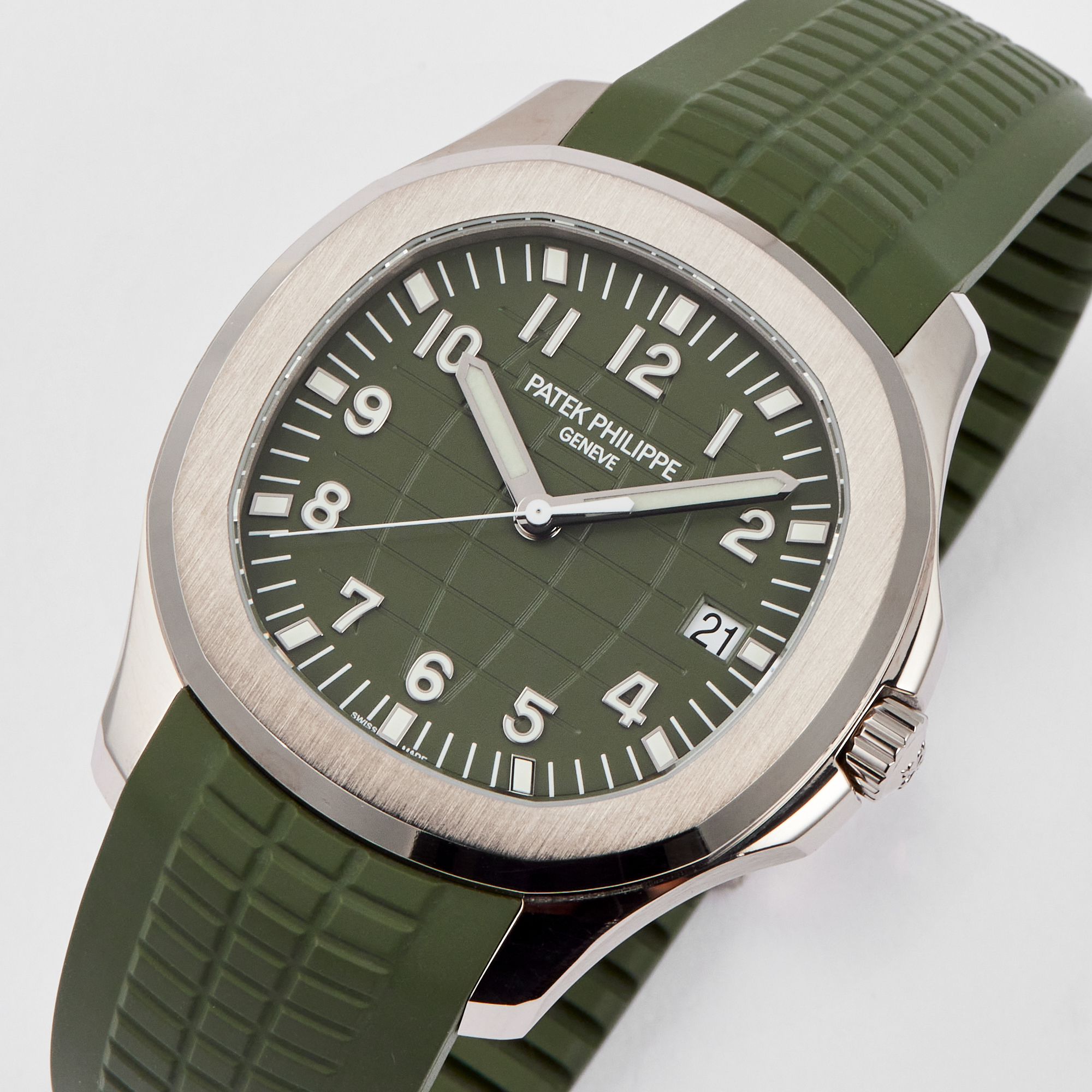 Aquanaut White Gold Green Dial 42mm Product Image 1