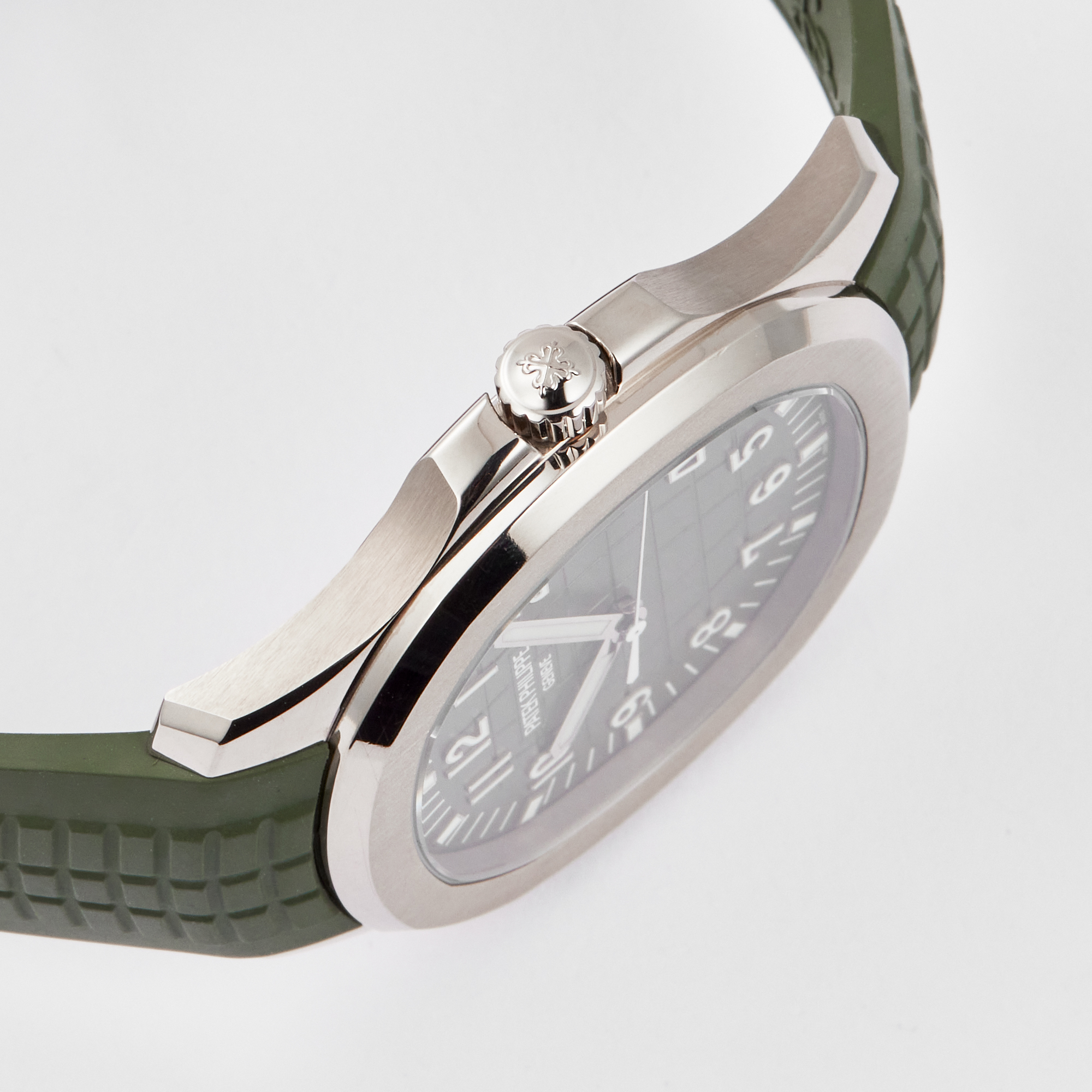 Aquanaut White Gold Green Dial 42mm Product Image 3