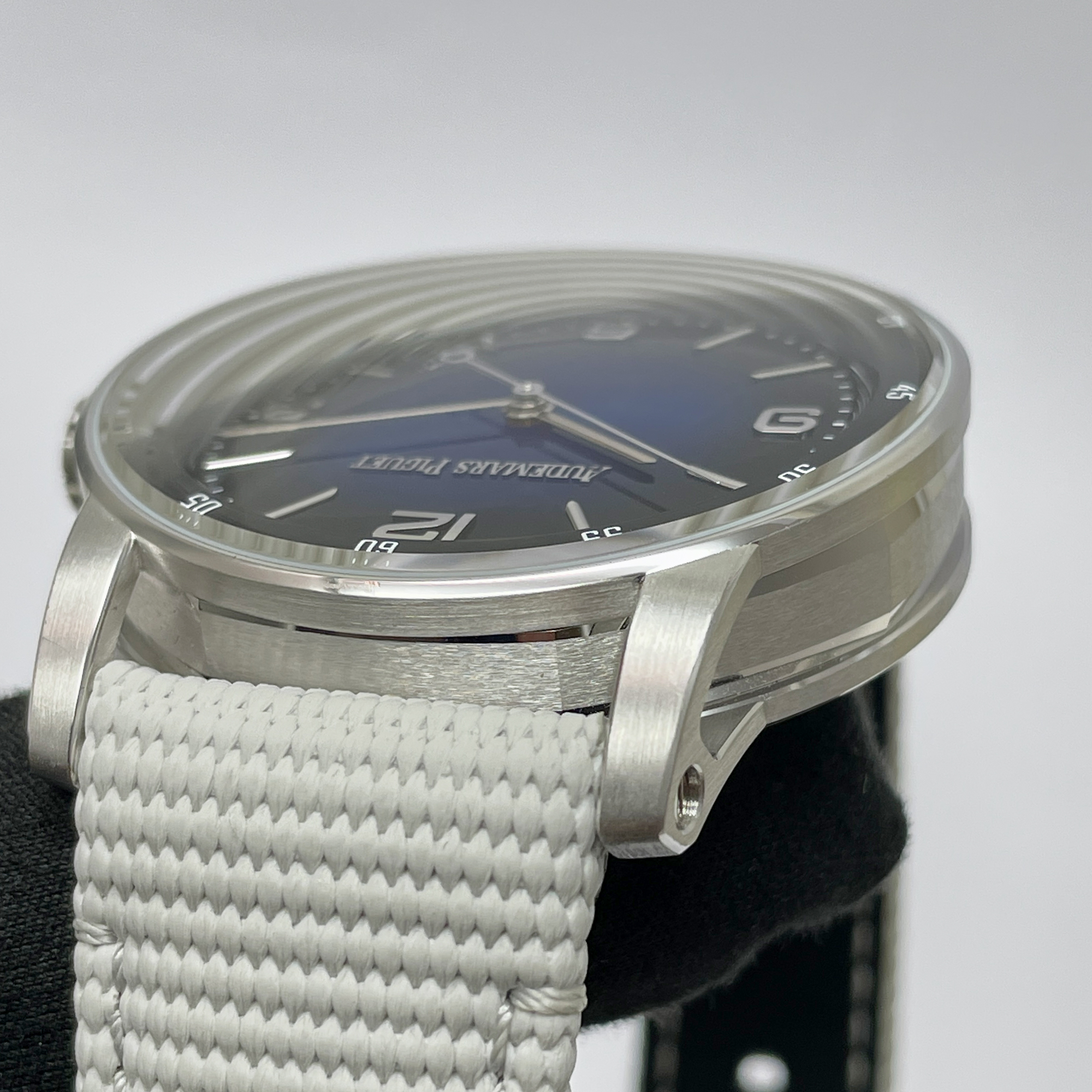 Code 11.59 White Gold Blue Dial 41mm Product Image 6