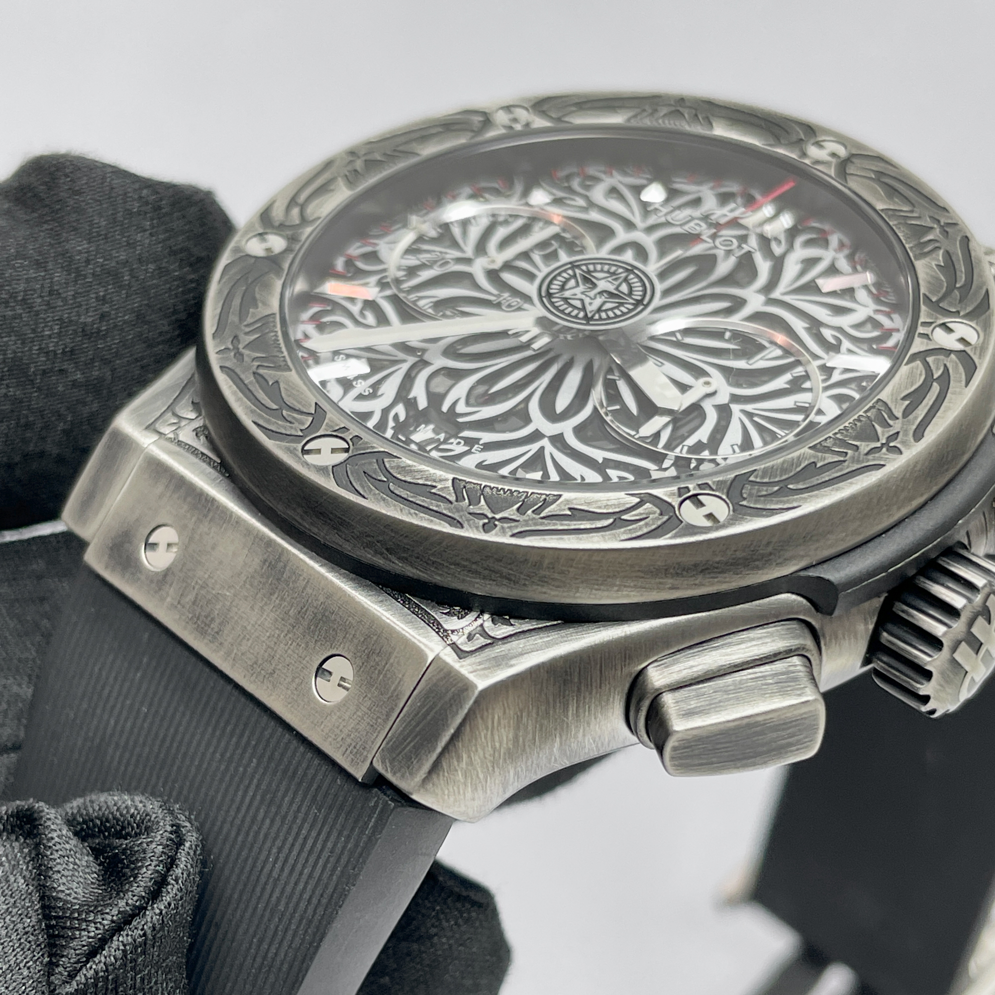 Classic Fusion "Shepard Fairey" Titanium Silver Dial 45mm Product Image 8
