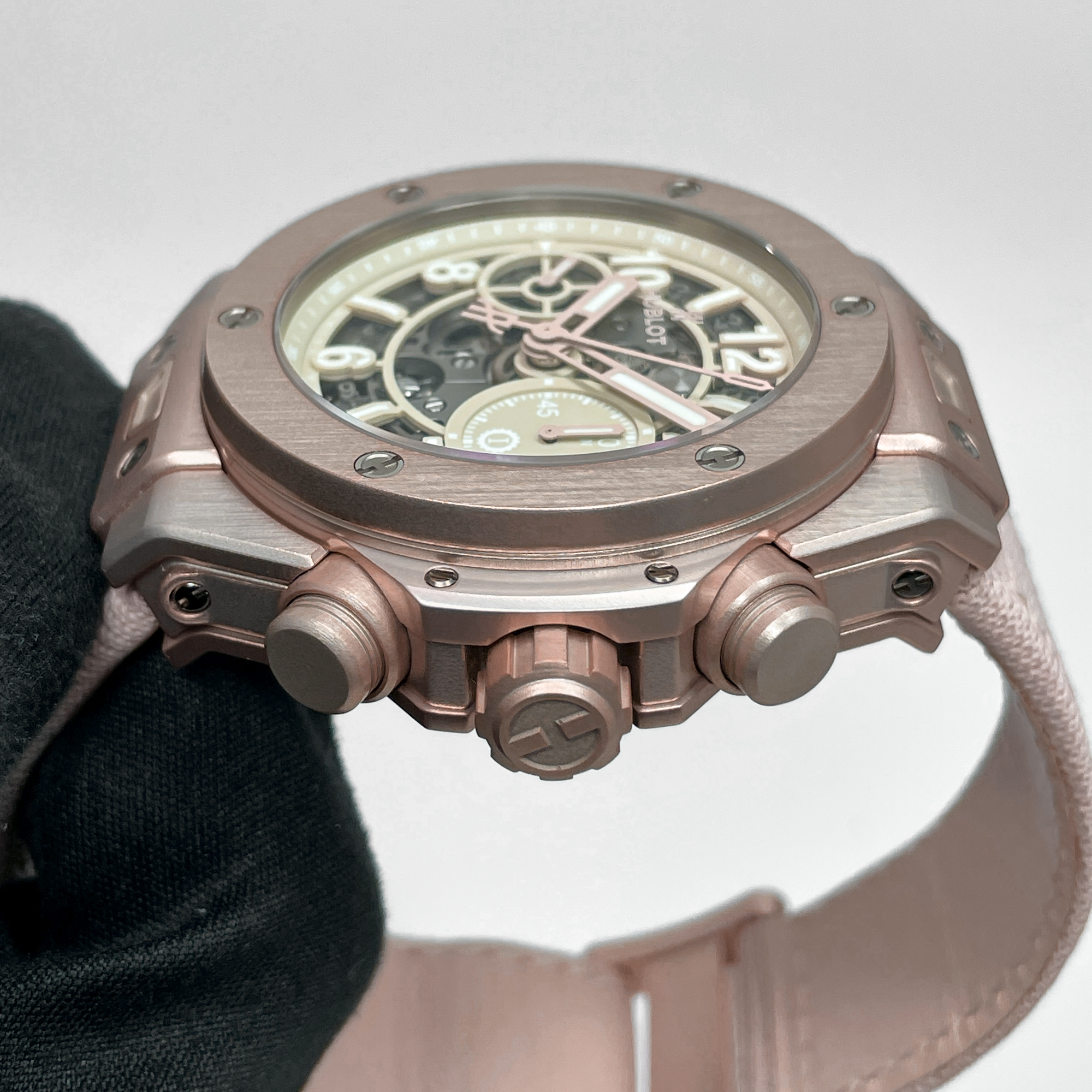 Big Bang Chronograph Aluminium Skeleton Dial 42mm Product Image 2