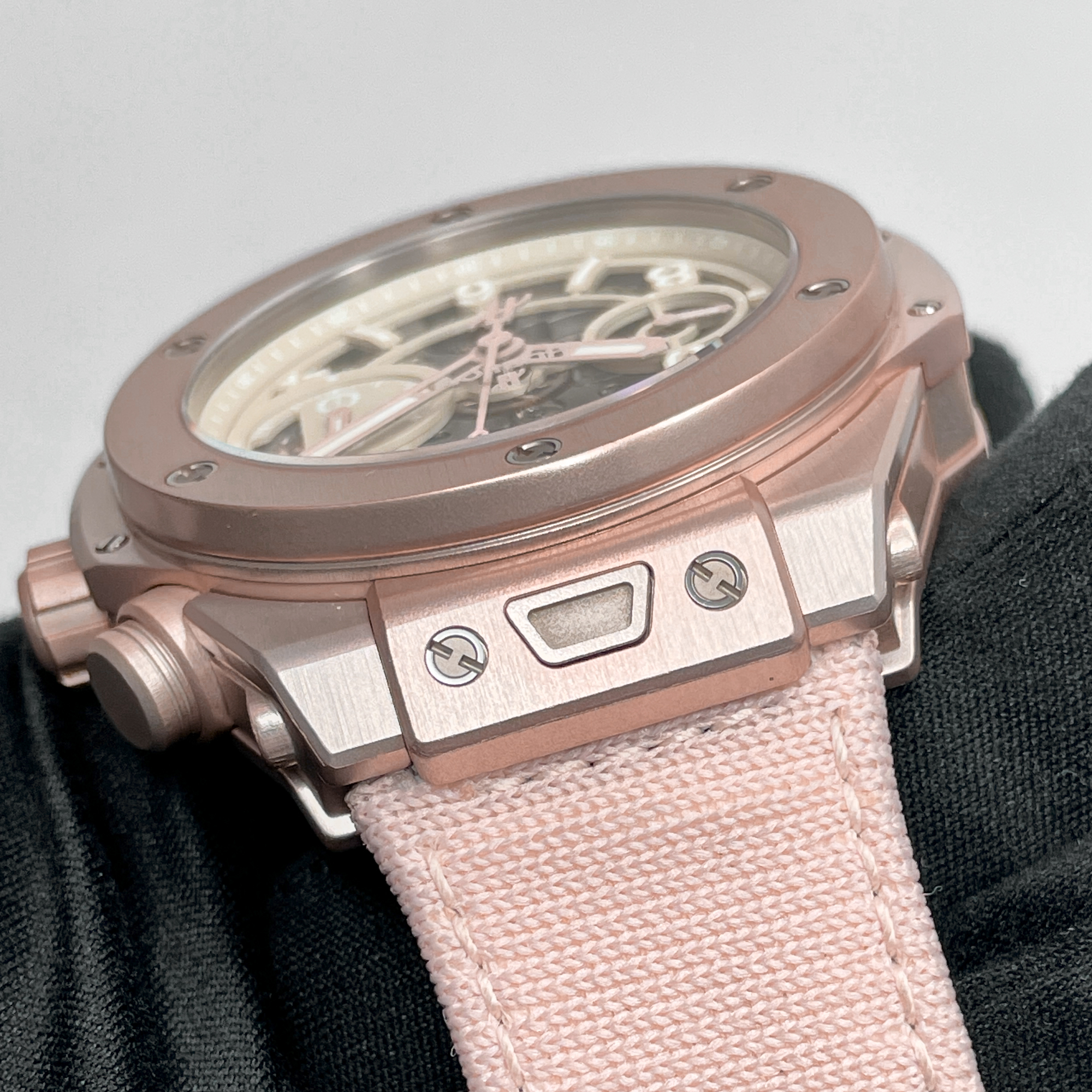 Big Bang Chronograph Aluminium Skeleton Dial 42mm Product Image 10