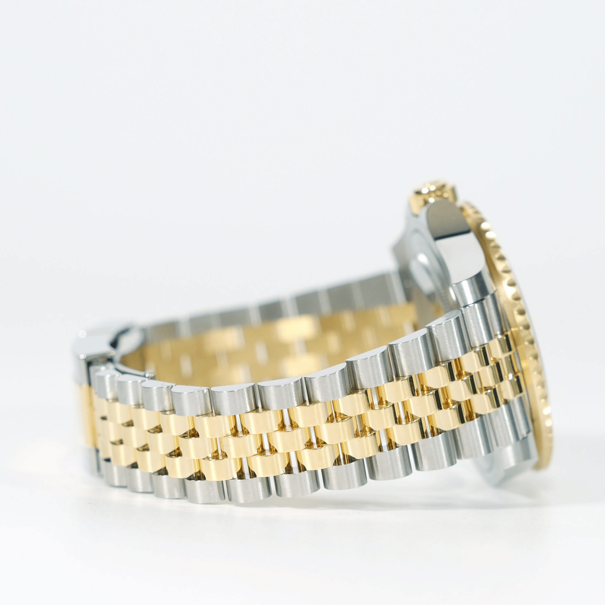 GMT-Master II Yellow Gold & Steel Jubilee Black Dial 40mm Product Image 4