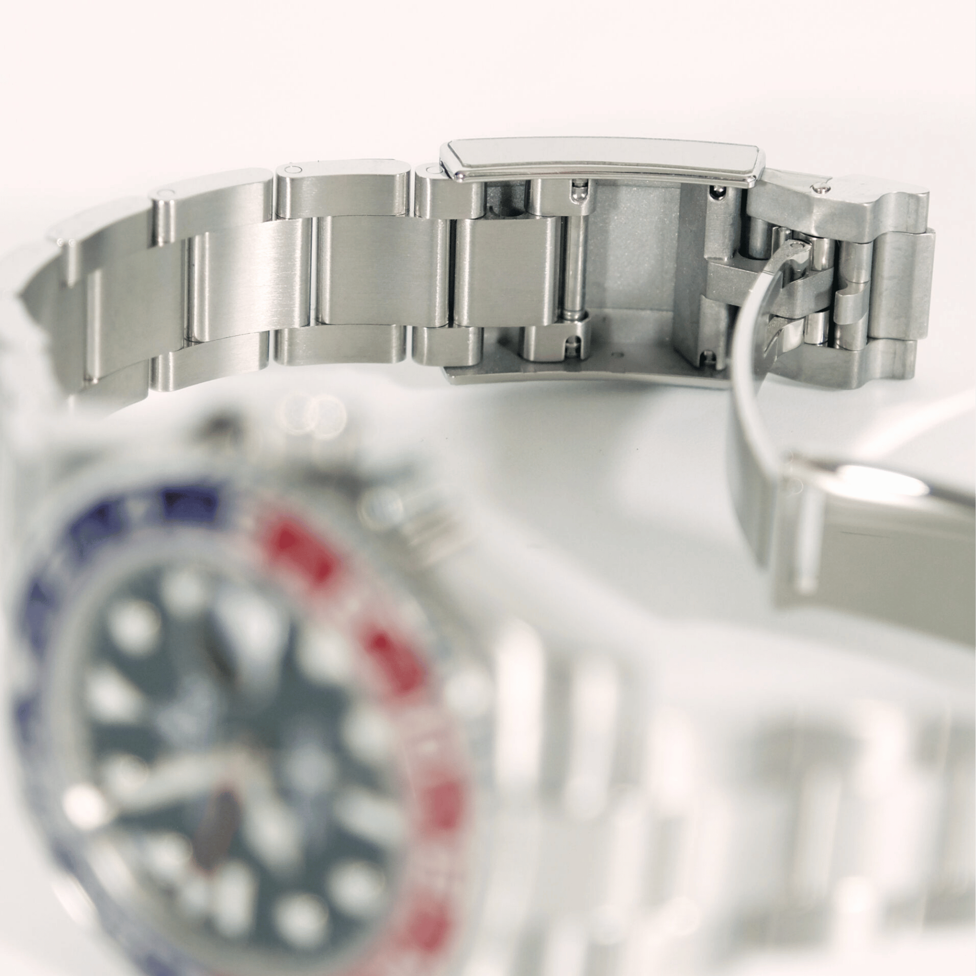 GMT-Master II Steel Black Dial "Pepsi" 40mm Product Image 10