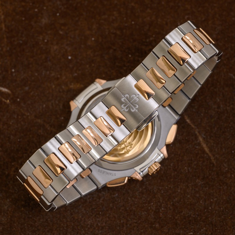 Nautilus Chronograph Rose Gold & Steel Blue Dial 40mm Product Image 5