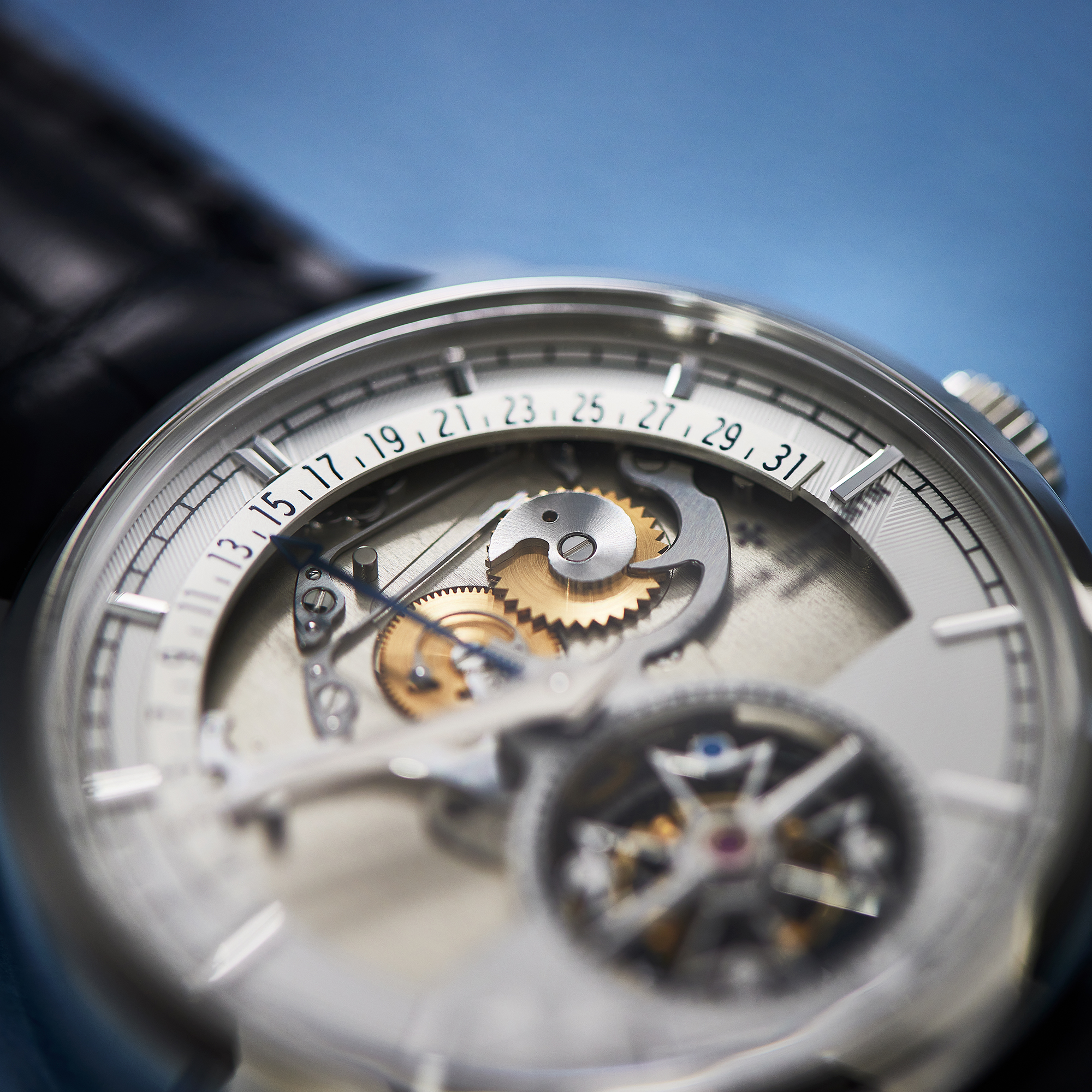 Traditionnelle Retrograde Date Platinum Openface 41mm Product Image 11