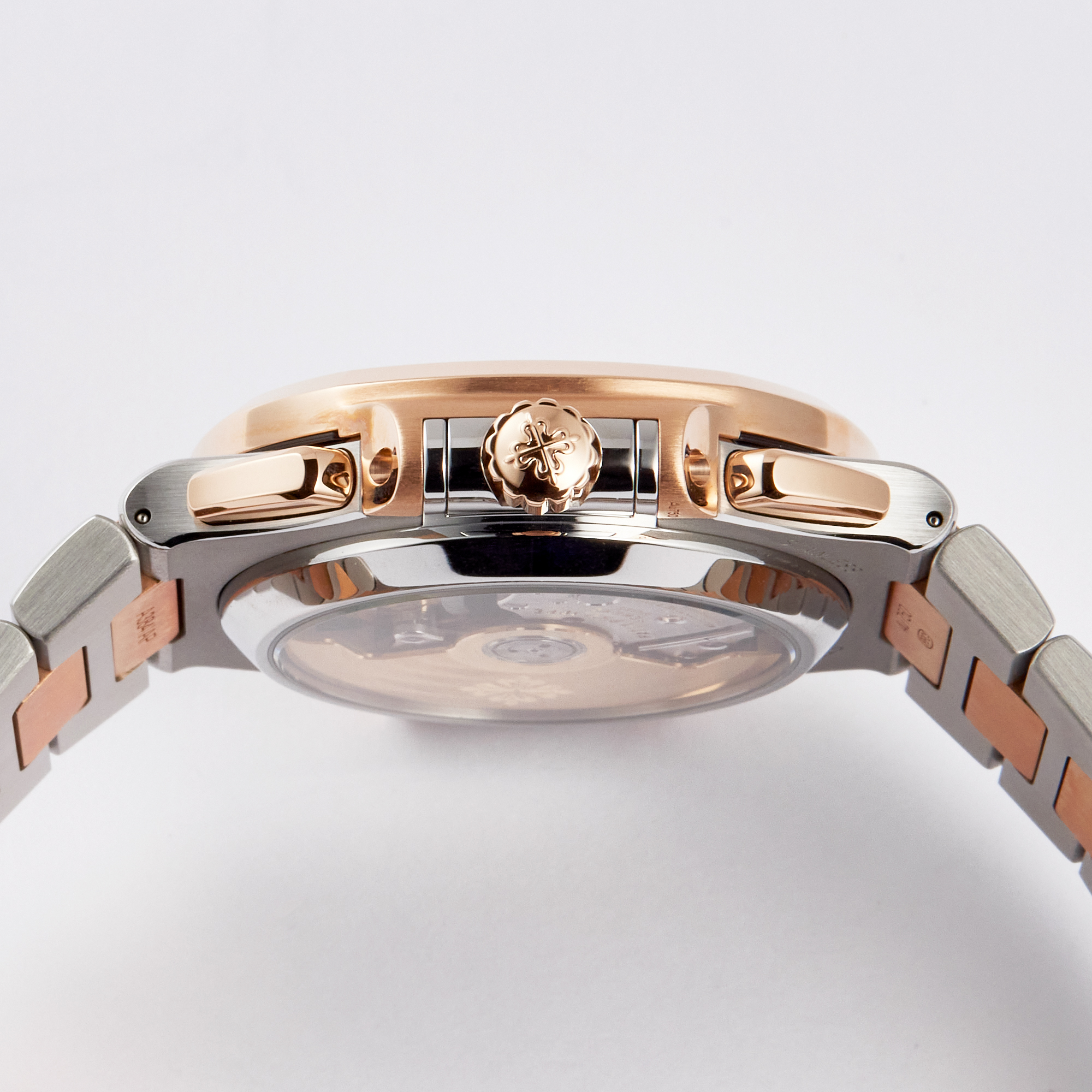 Nautilus Chronograph Rose Gold & Steel Blue Dial 40mm Product Image 4