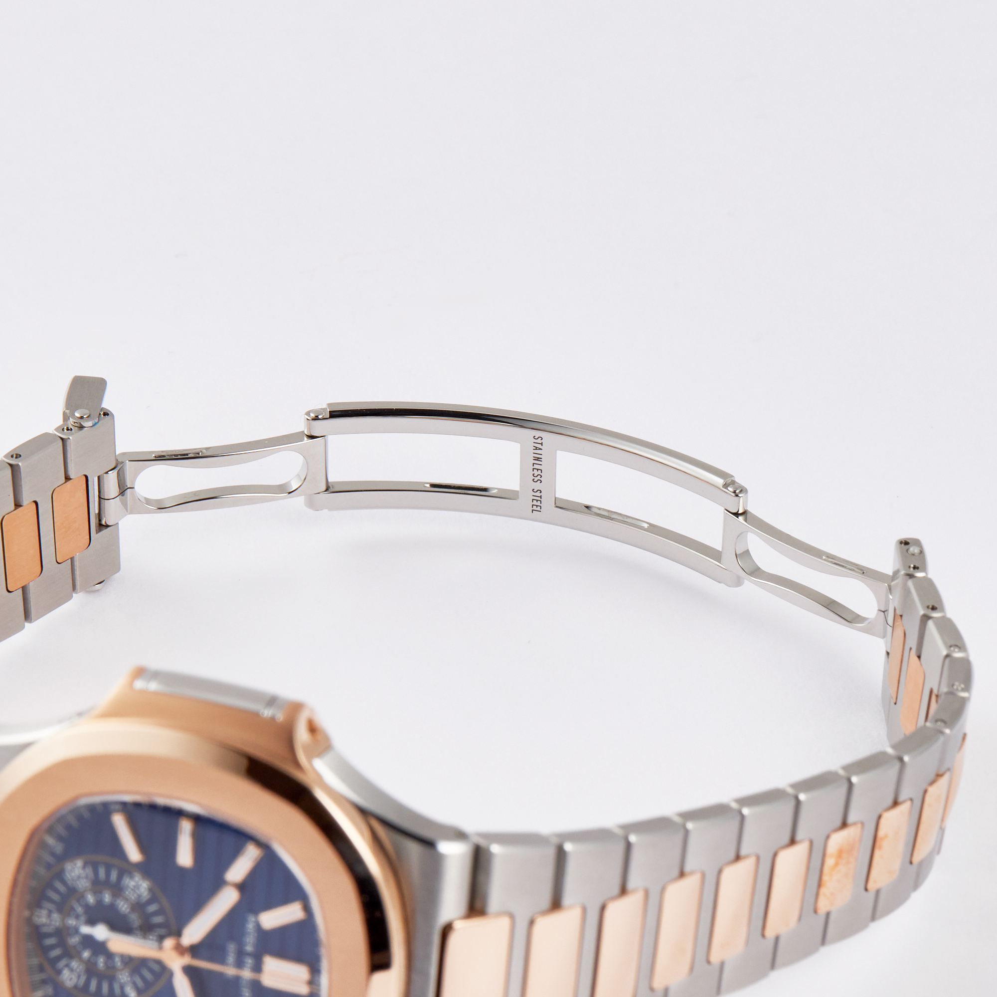 Nautilus Chronograph Rose Gold & Steel Blue Dial 40mm Product Image 8