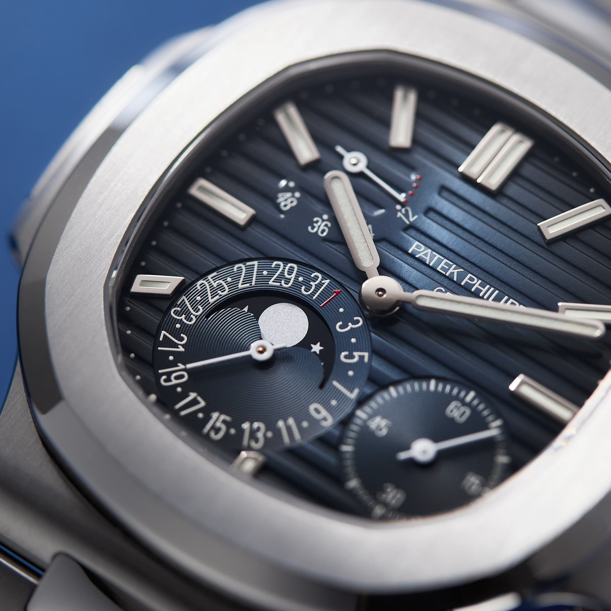 Nautilus Moonphase Steel Blue Dial 40mm Product Image