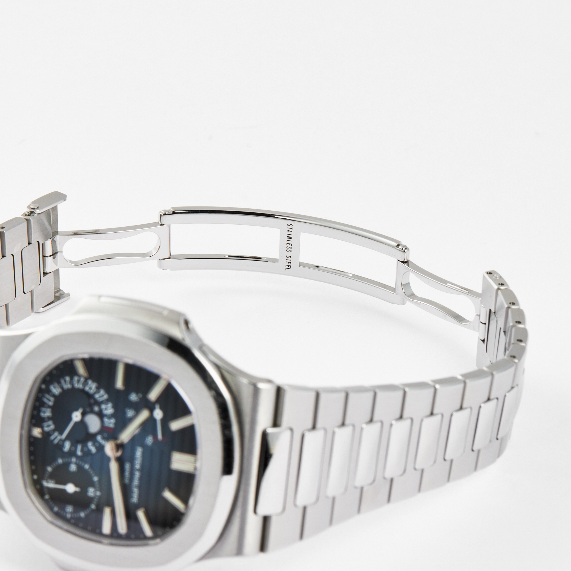 Nautilus Moonphase Steel Blue Dial 40mm Product Image 8
