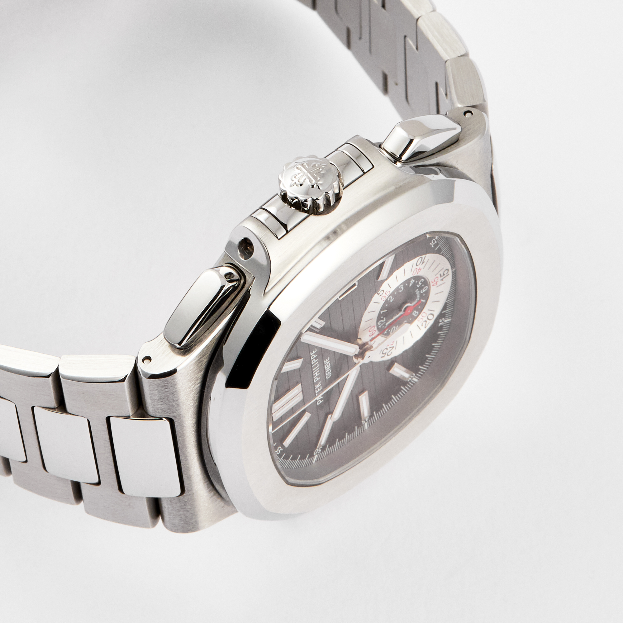 Nautilus Chronograph Steel Black Dial 40mm Product Image 3