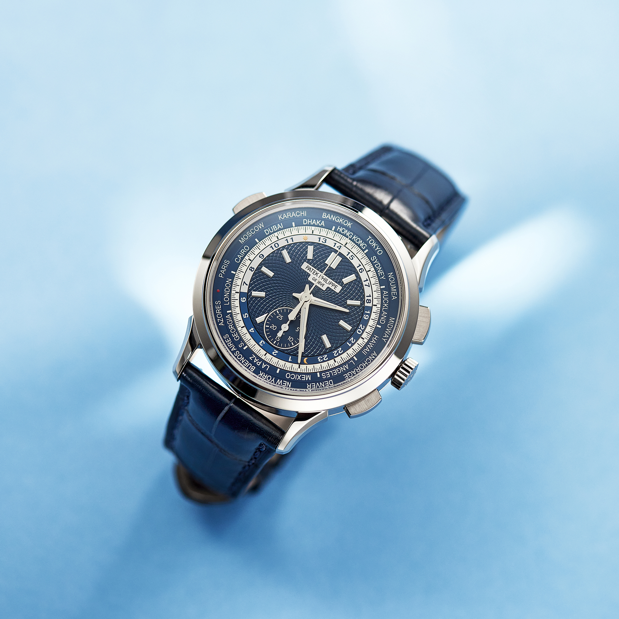Complications World Time Chronograph White Gold Blue Dial "Hong Kong" 39mm Product Image
