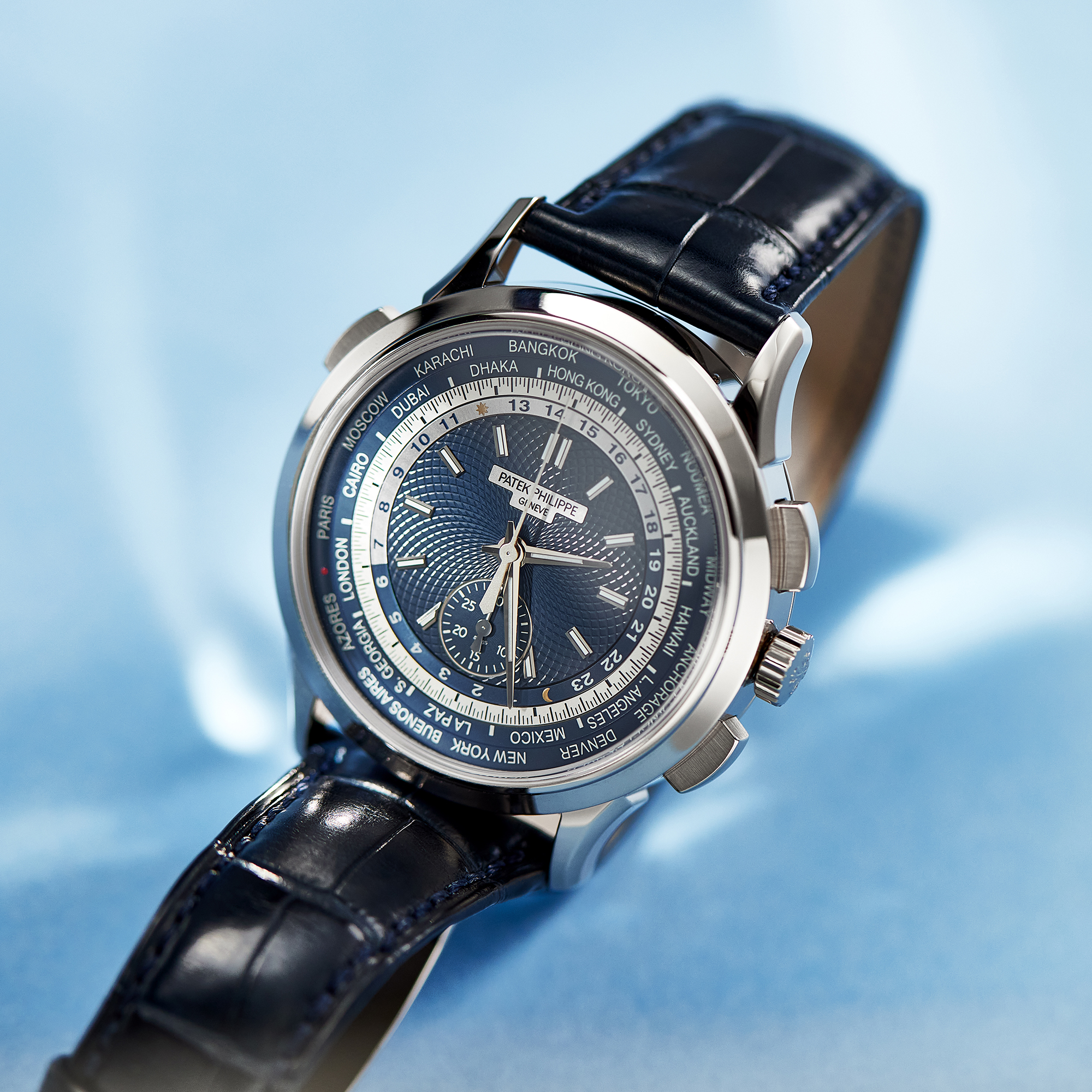 Complications World Time Chronograph White Gold Blue Dial "Hong Kong" 39mm Product Image