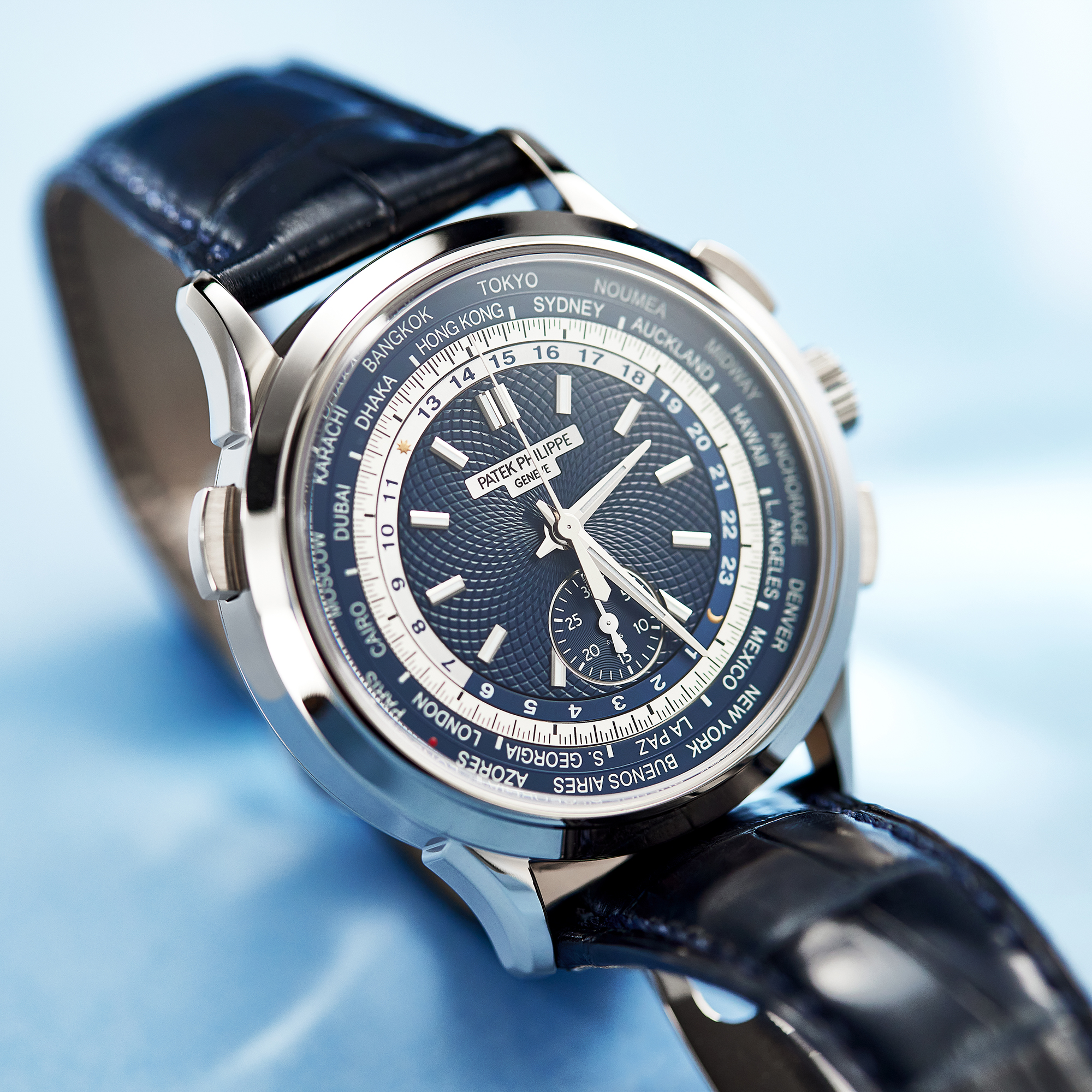 Complications World Time Chronograph White Gold Blue Dial "Hong Kong" 39mm Product Image