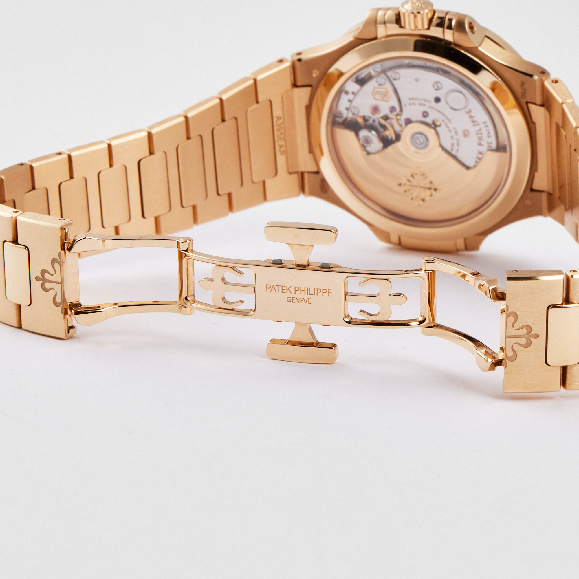 Nautilus Ladies Rose Gold Silver Dial 35mm Product Image 7