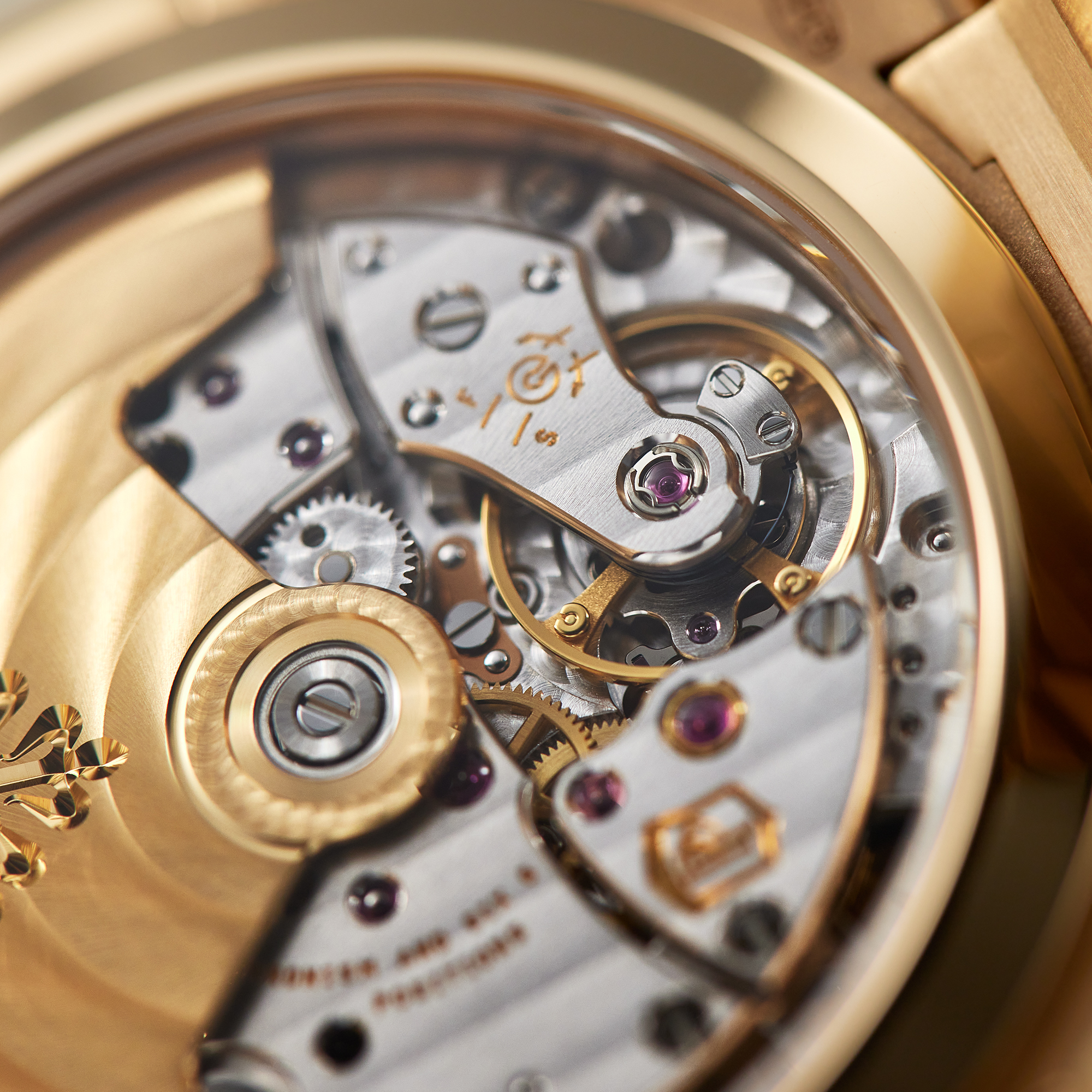 Nautilus Ladies Rose Gold Silver Dial 35mm Product Image 9