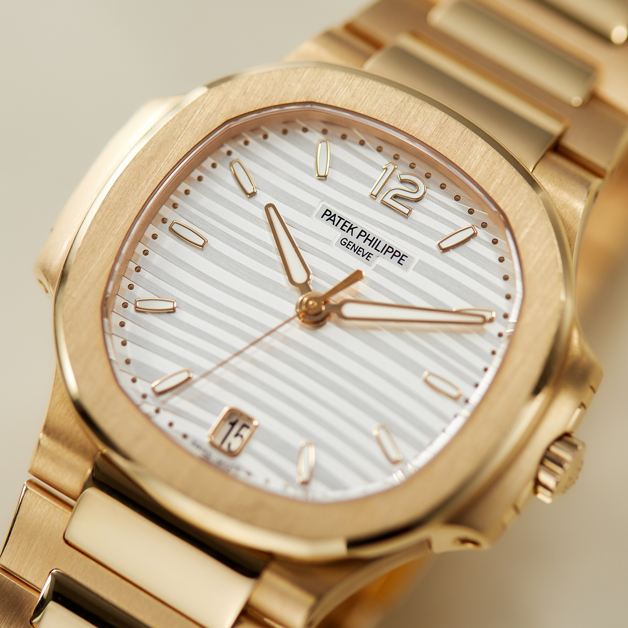 Nautilus Ladies Rose Gold Silver Dial 35mm Product Image 7