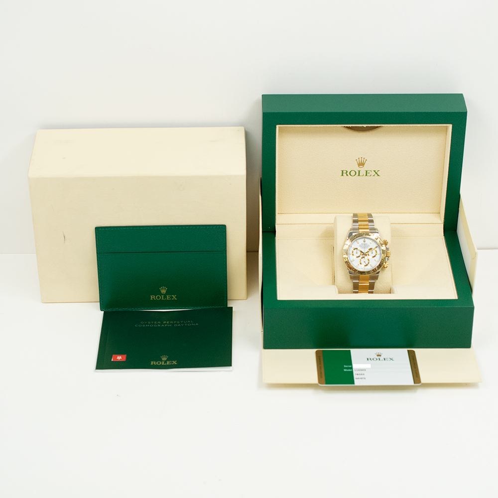 Daytona Yellow Gold White Dial 40mm Product Image 9