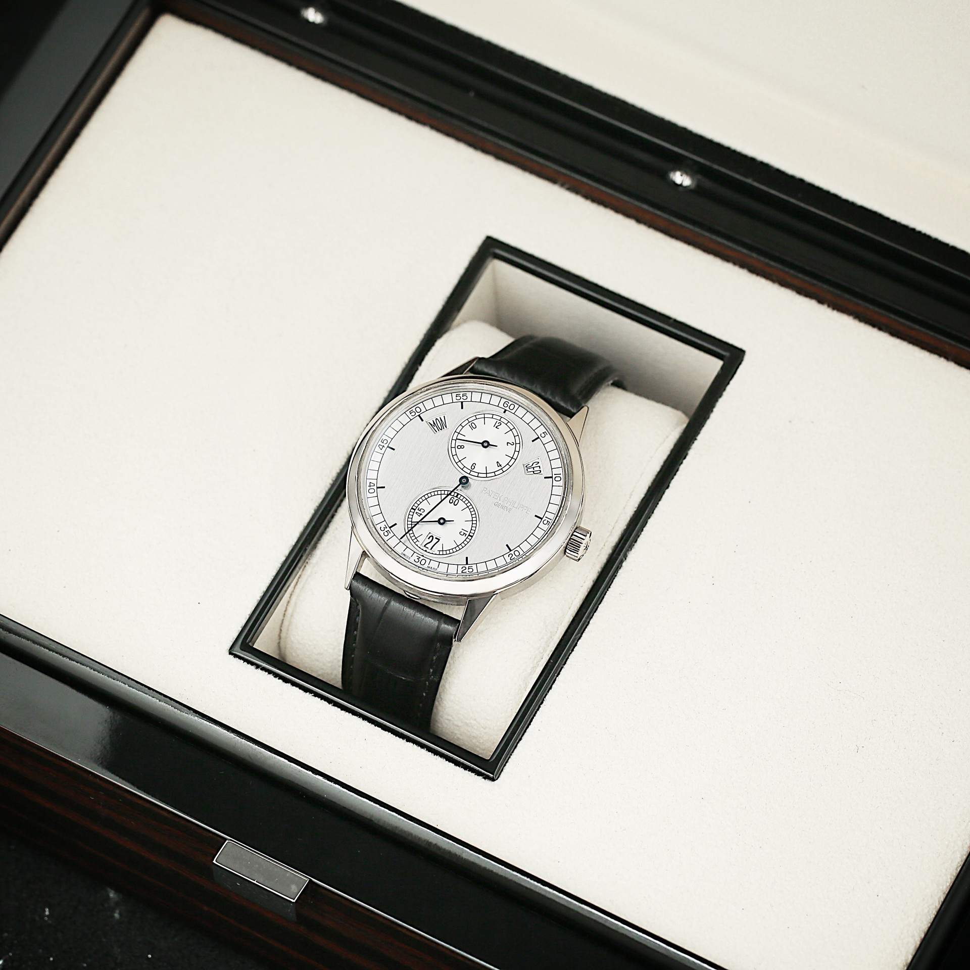 Complications Annual Calendar Regulator White Gold Silver Dial 40mm Product Image 1