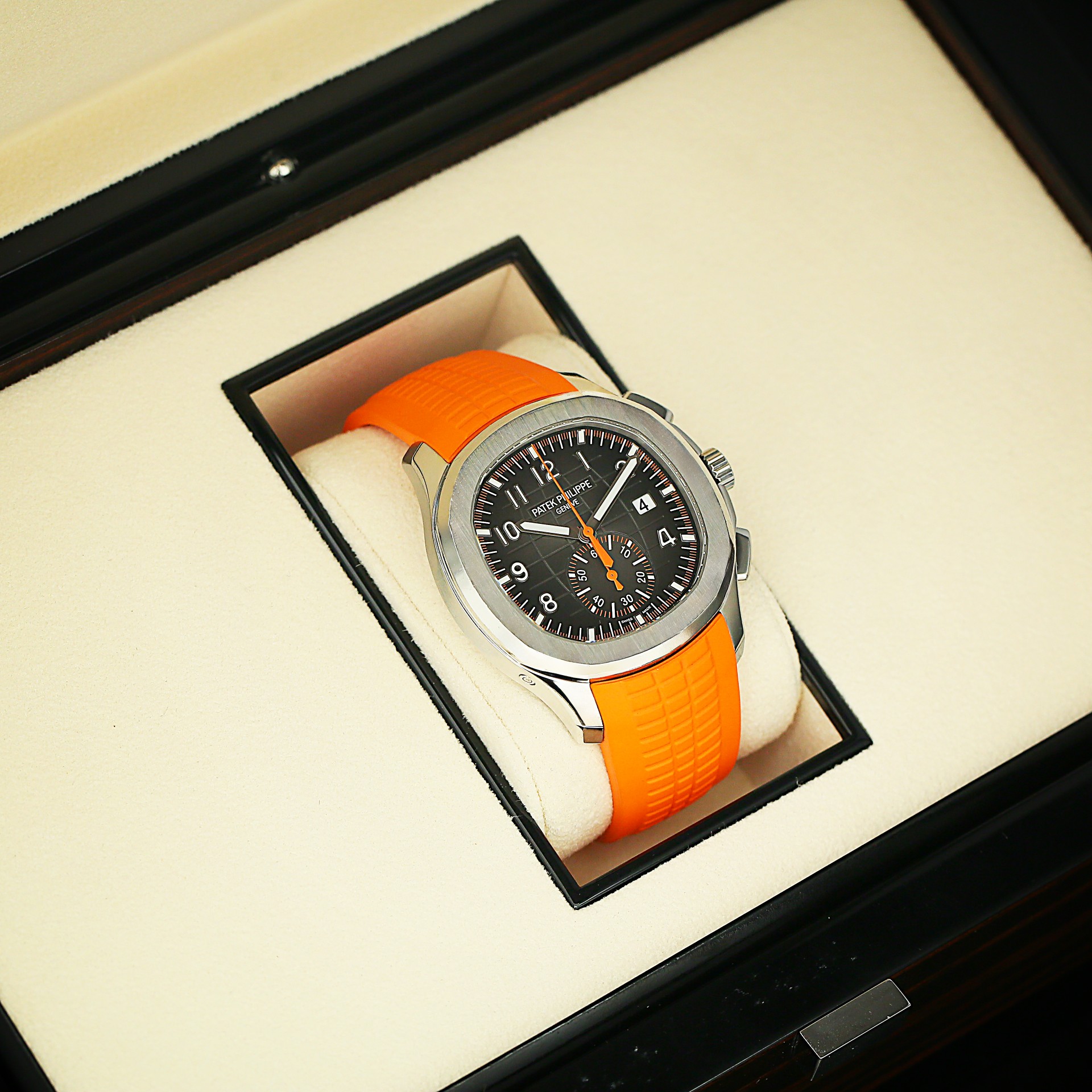Aquanaut Chronograph Steel Black Dial 42mm Product Image 2