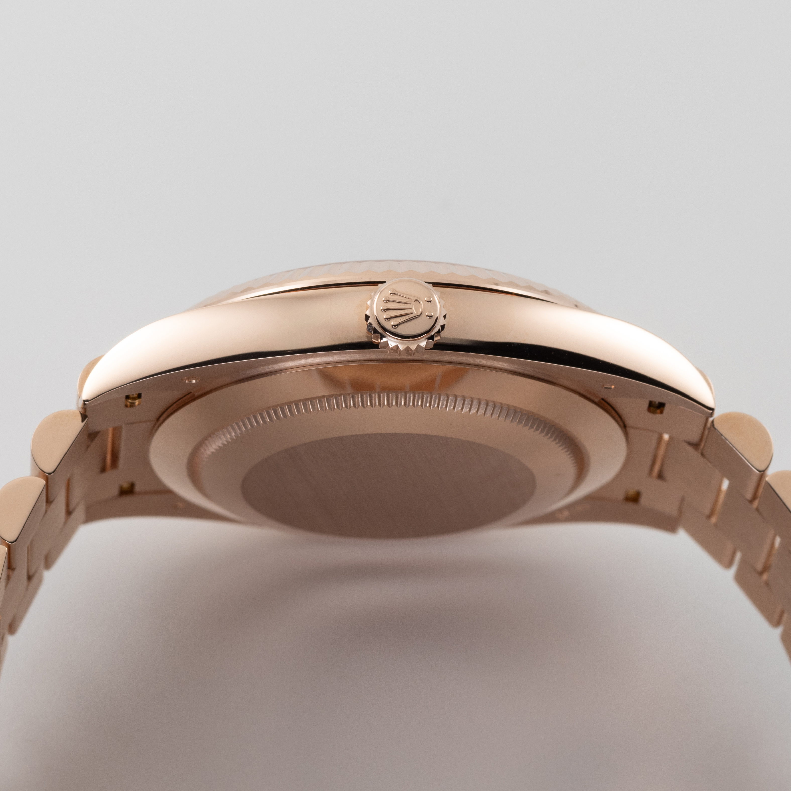 Day-Date Rose Gold Olive Dial 40mm Product Image 4