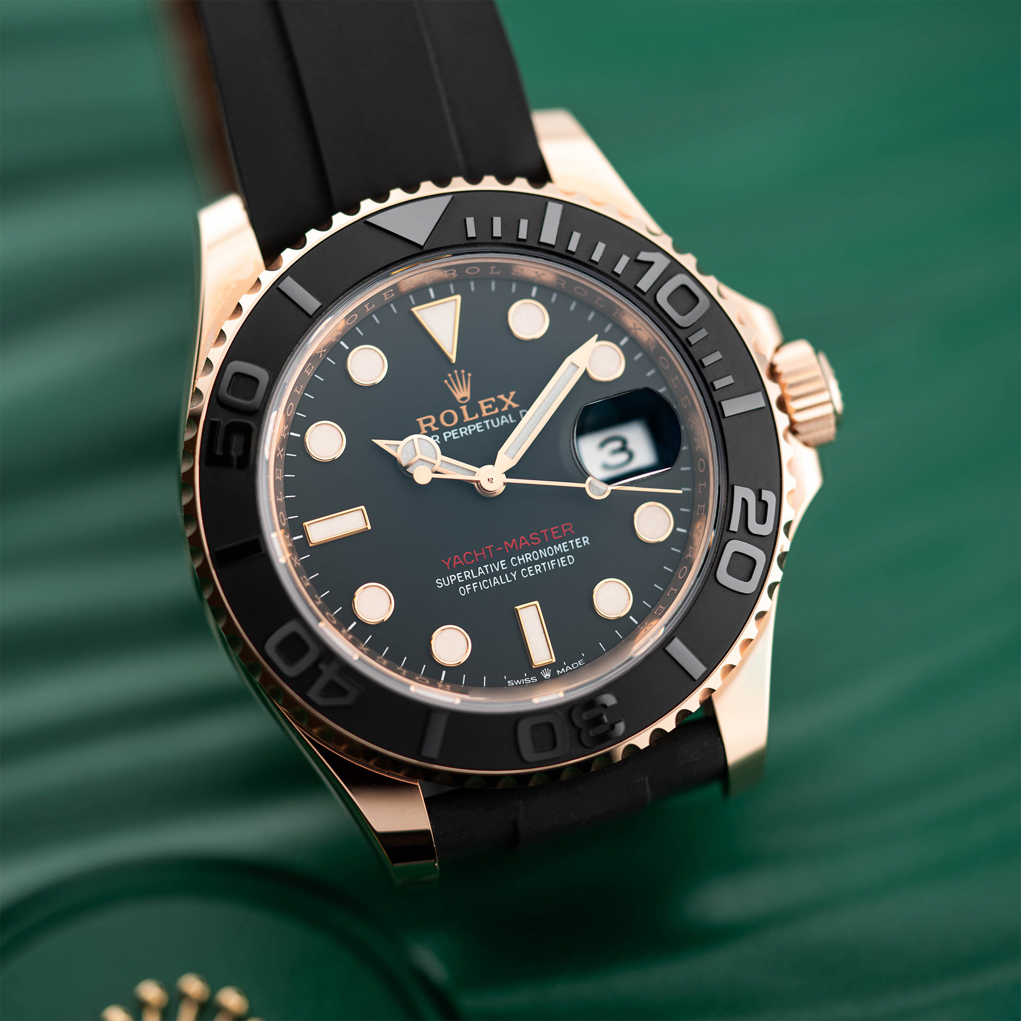 Yacht-Master Rose Gold Oysterflex Black Dial 40mm Product Image 9