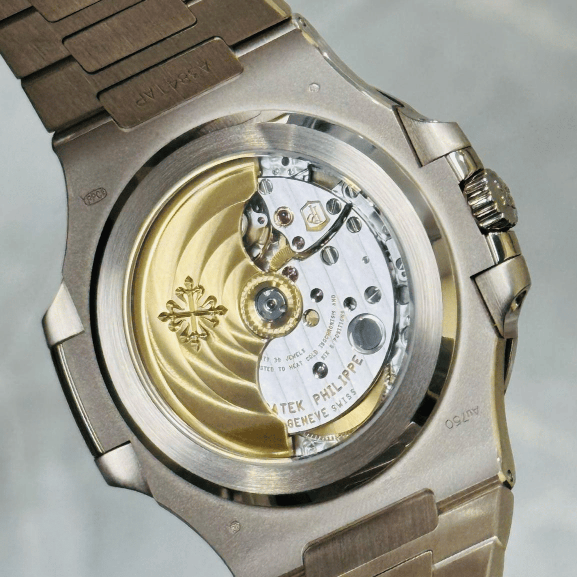 Nautilus White Gold Blue Dial 41mm Product Image 3
