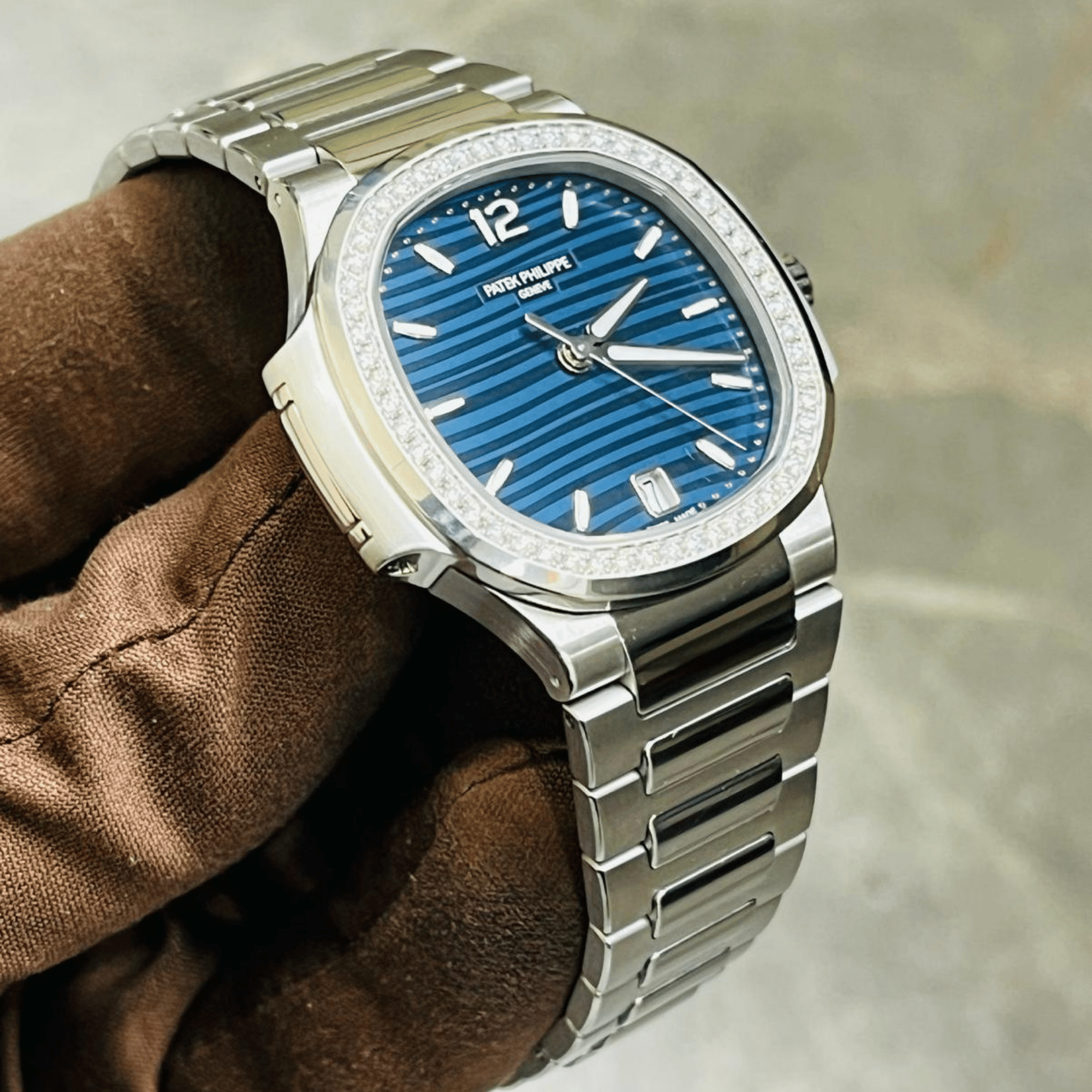 Nautilus Ladies Steel Diamond Blue Dial 35mm Product Image 2