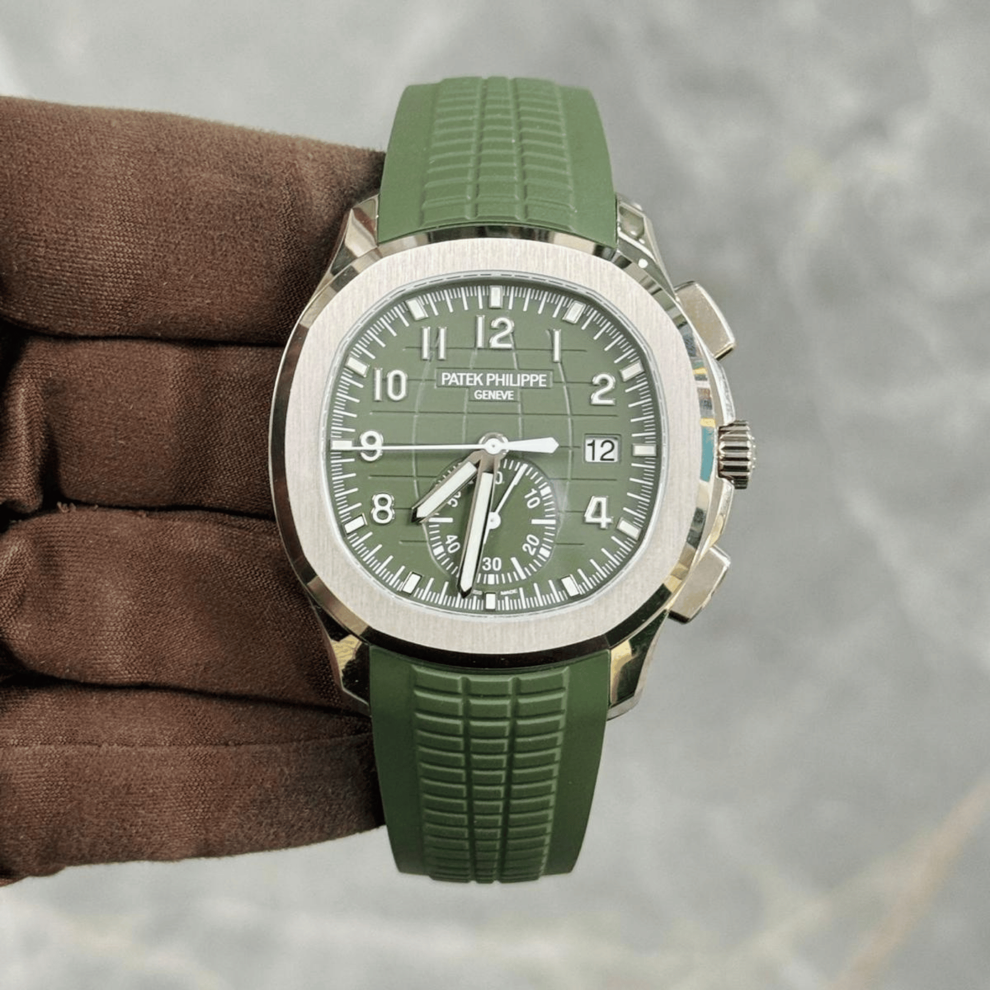 Aquanaut Chronograph White Gold Green Dial 42mm Product Image 1