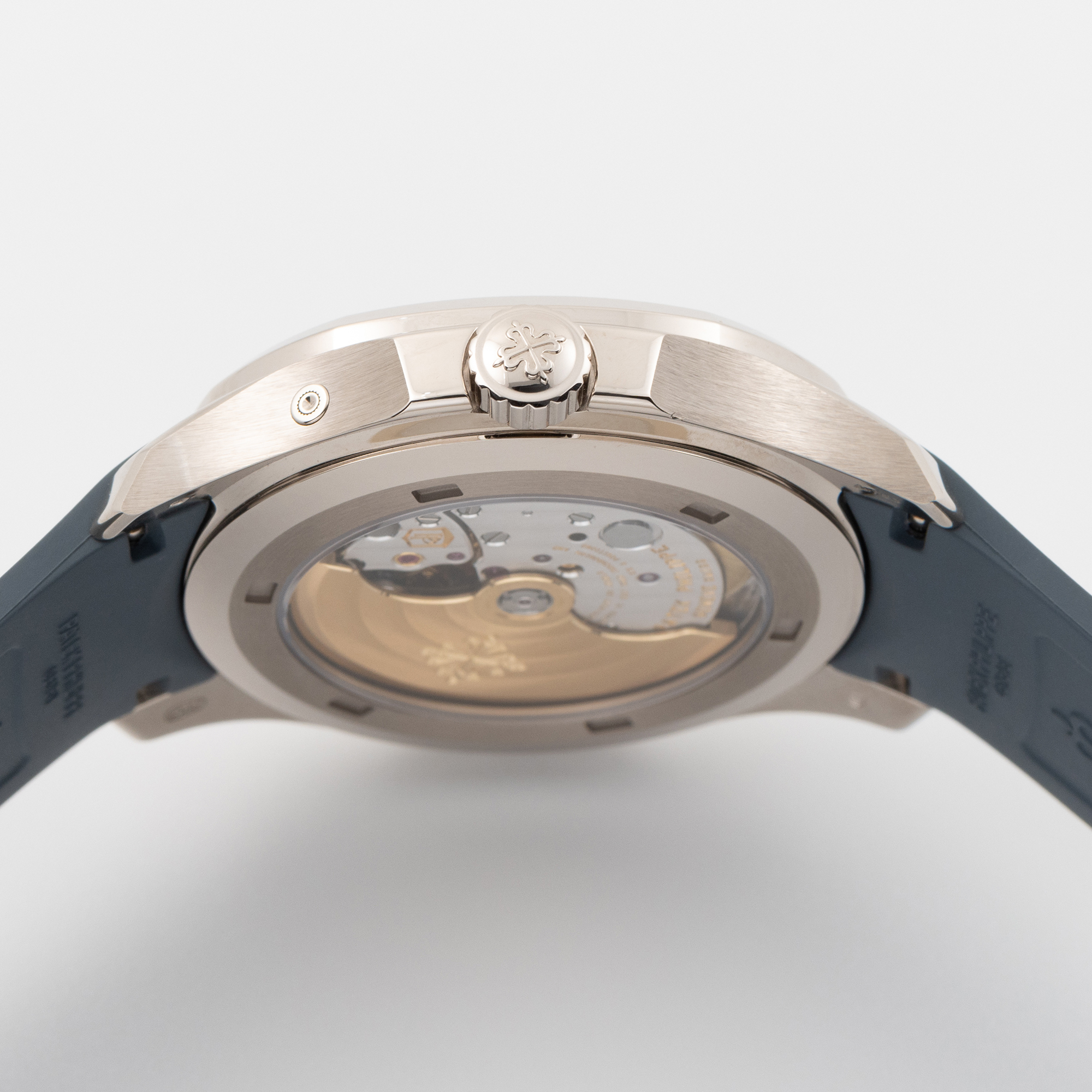 Aquanaut Travel Time White Gold Blue Dial 40mm Product Image 4