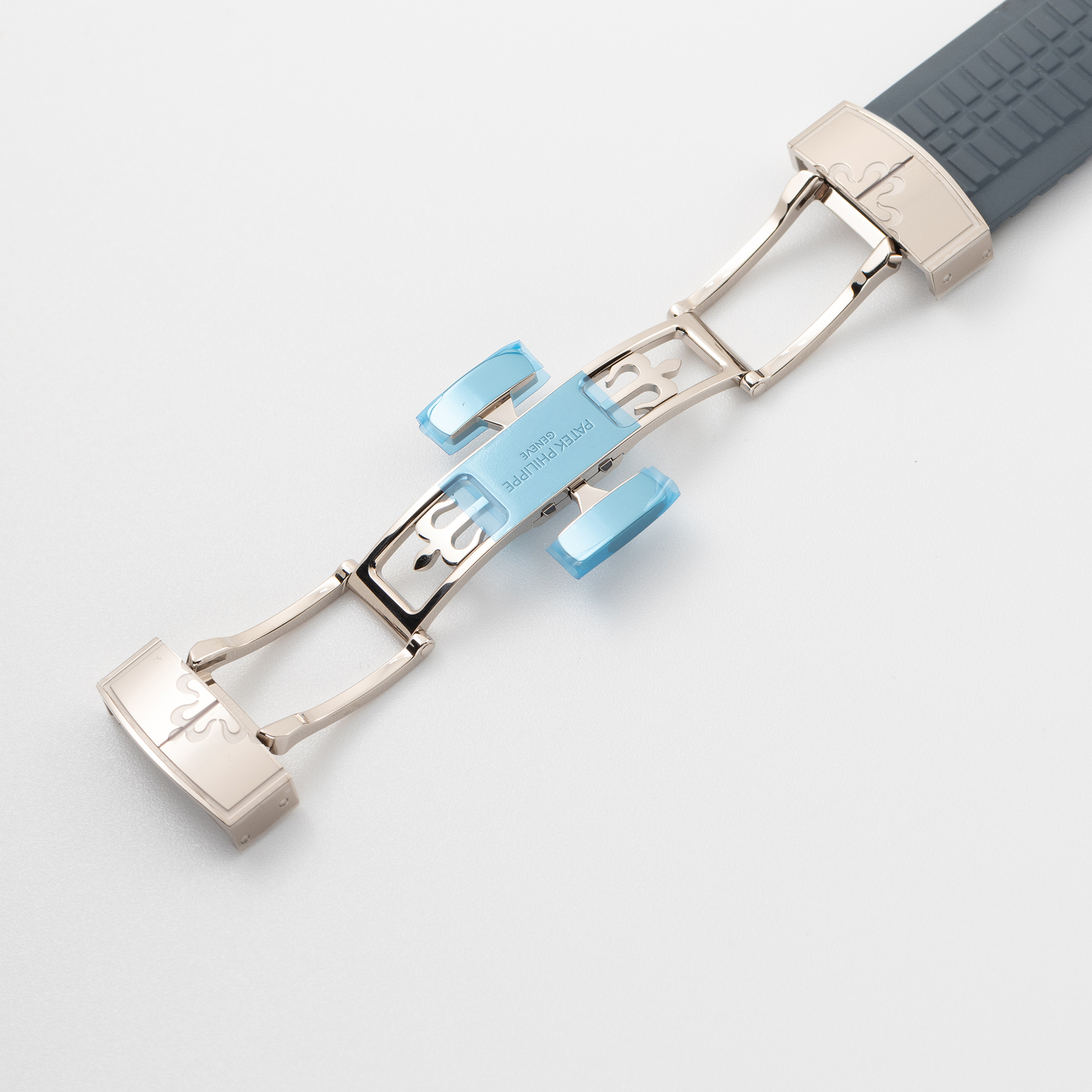 Aquanaut Travel Time White Gold Blue Dial 40mm Product Image 7