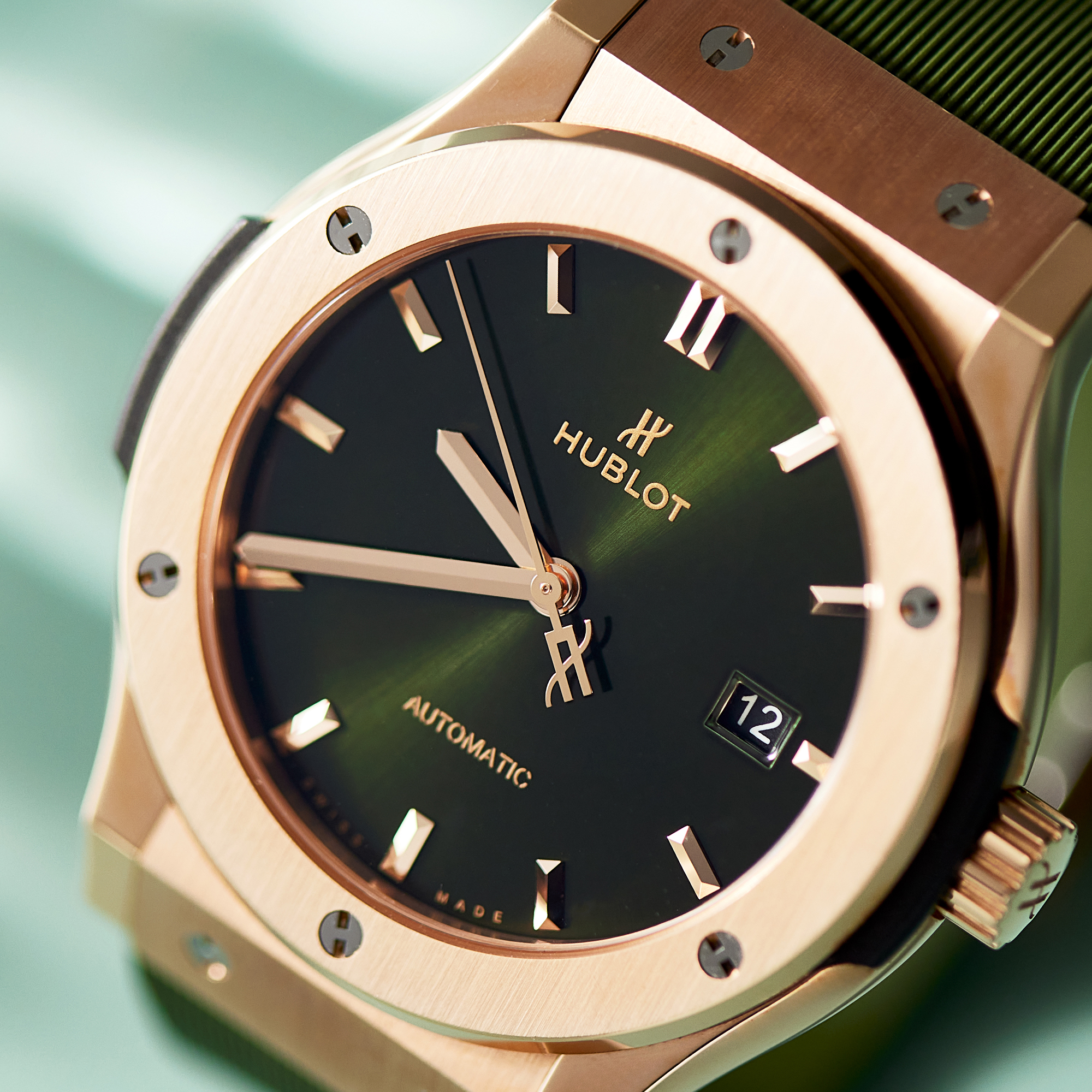 Classic Fusion Rose Gold Green Dial 42mm Product Image 13