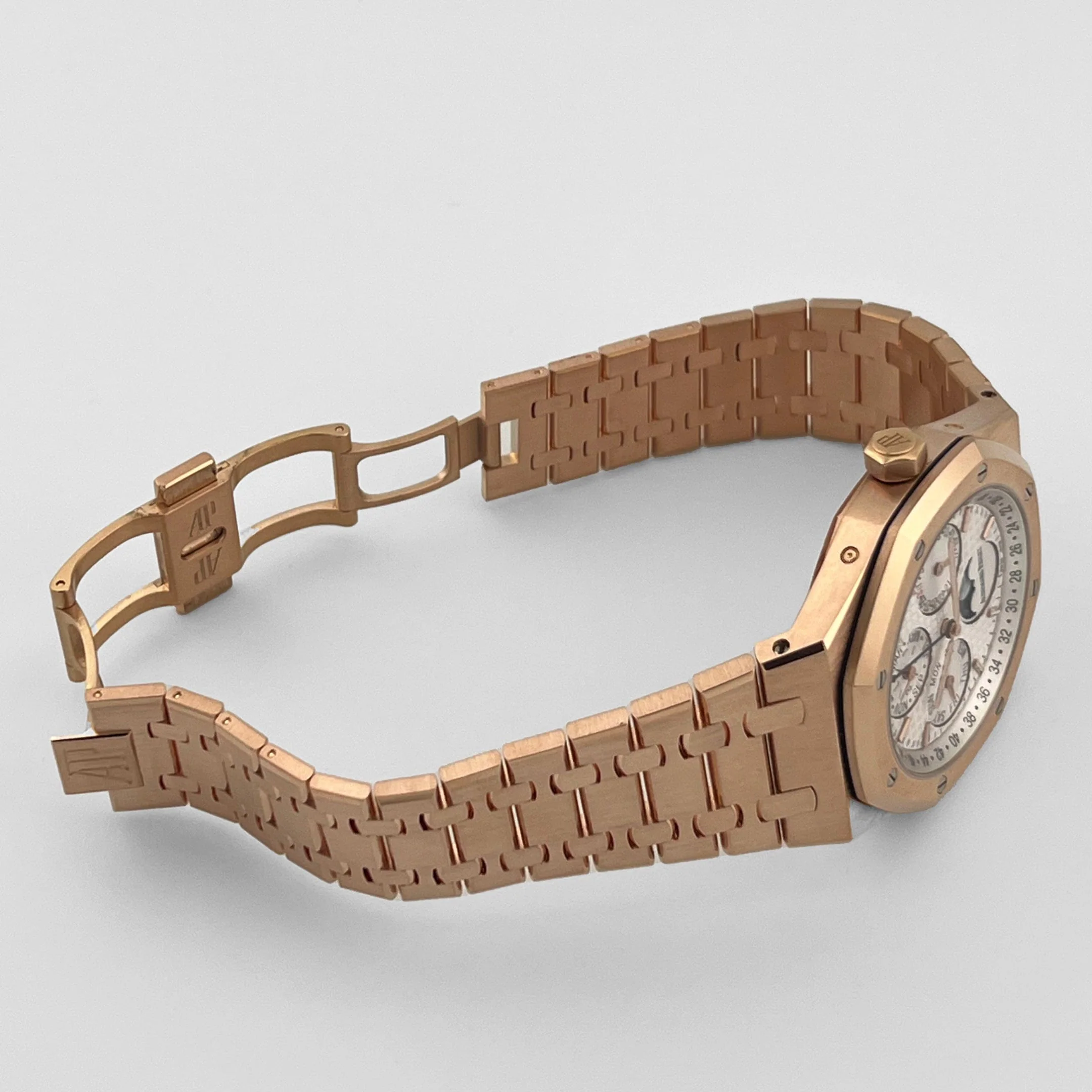 Royal Oak Perpetual Calendar Rose Gold Silver Dial 41mm Product Image 7