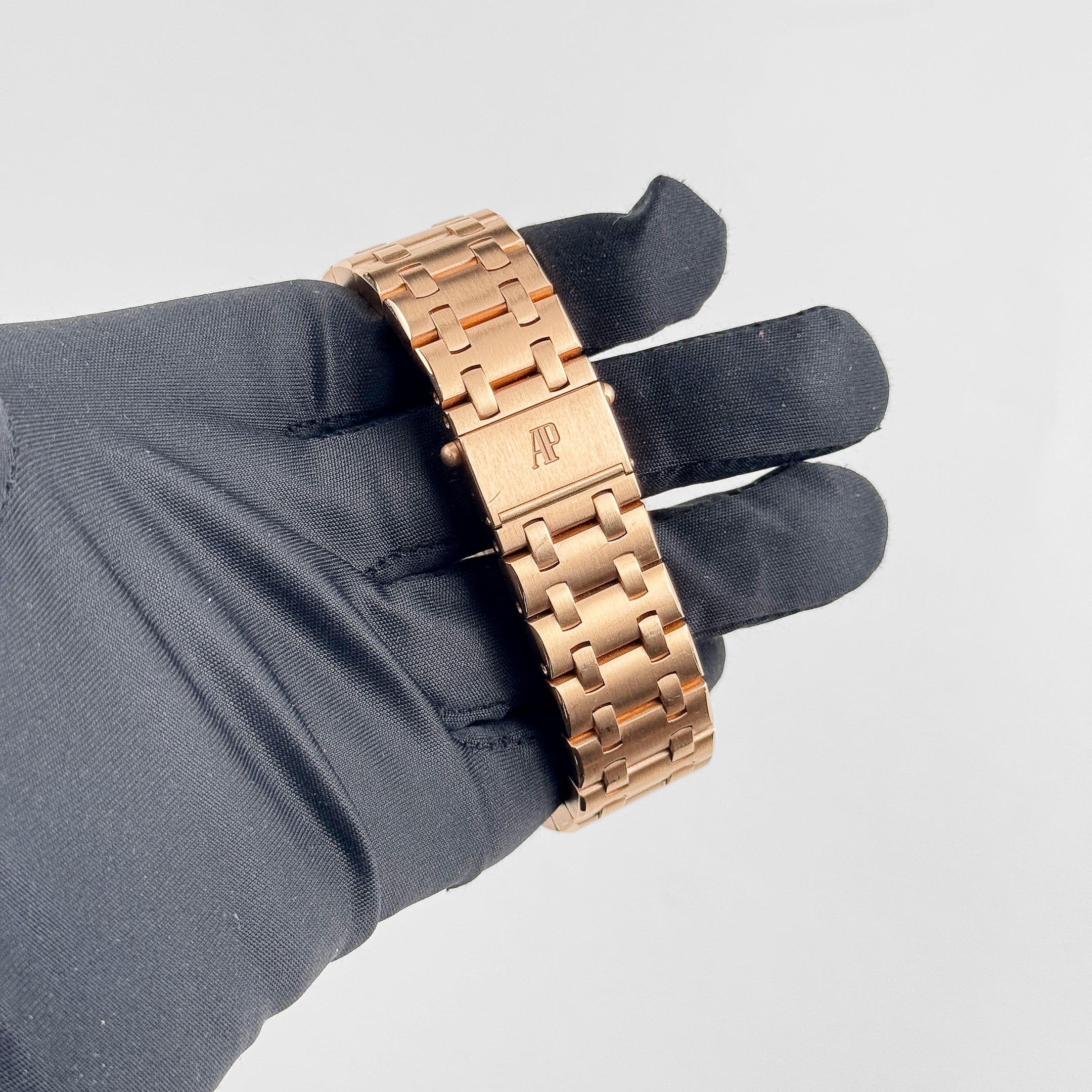 Royal Oak Offshore Chronograph Rose Gold Silver Dial 42mm Product Image 9