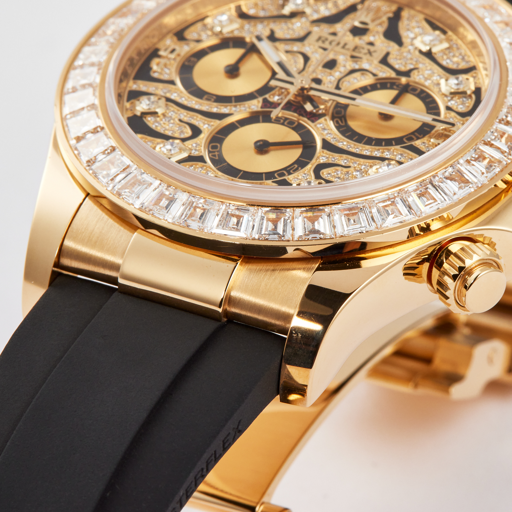 Daytona Yellow Gold Diamond Oysterflex "Eye of the Tiger" 40mm Product Image 12
