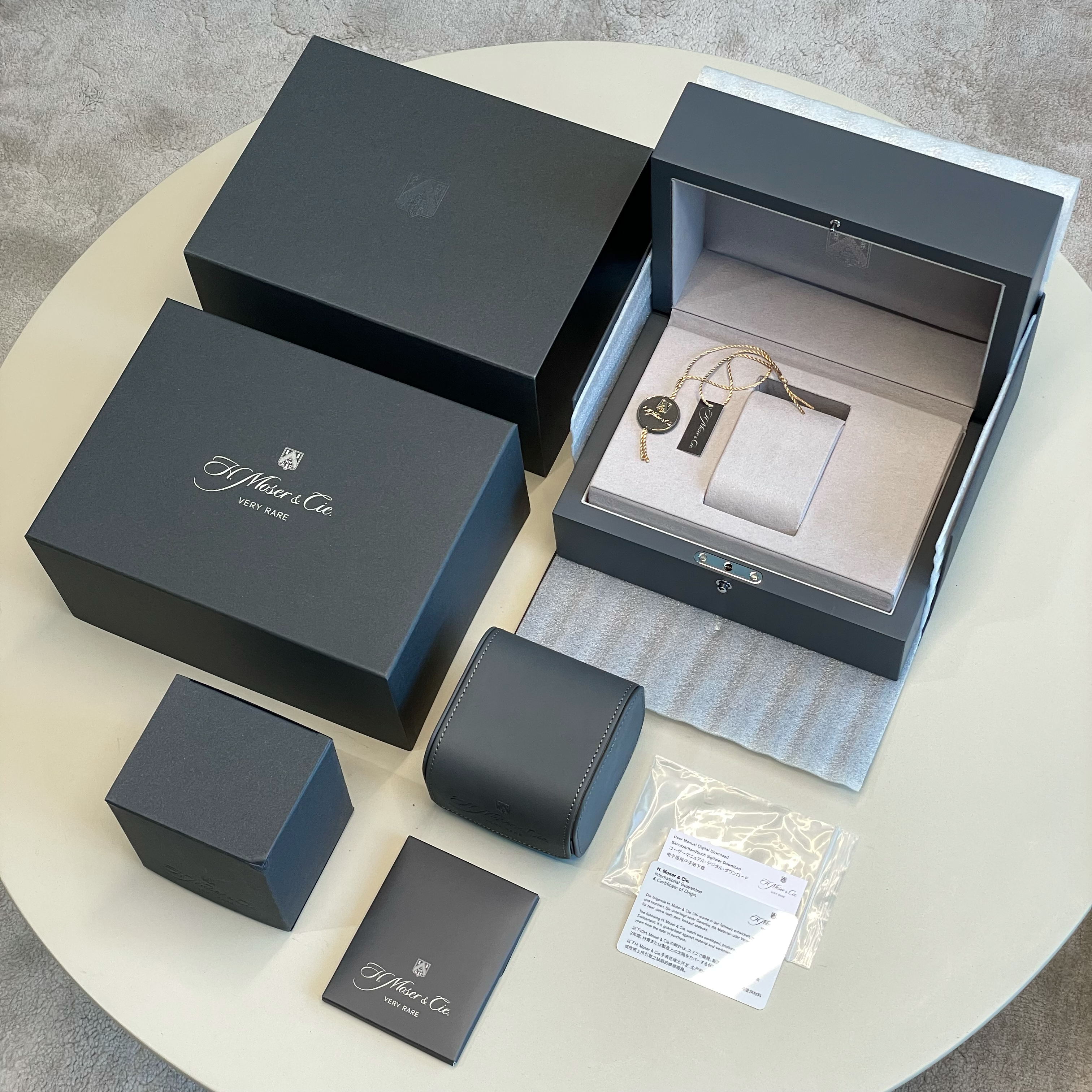 Streamliner Small Seconds Steel Blue Enamel Dial 39mm Product Image 12