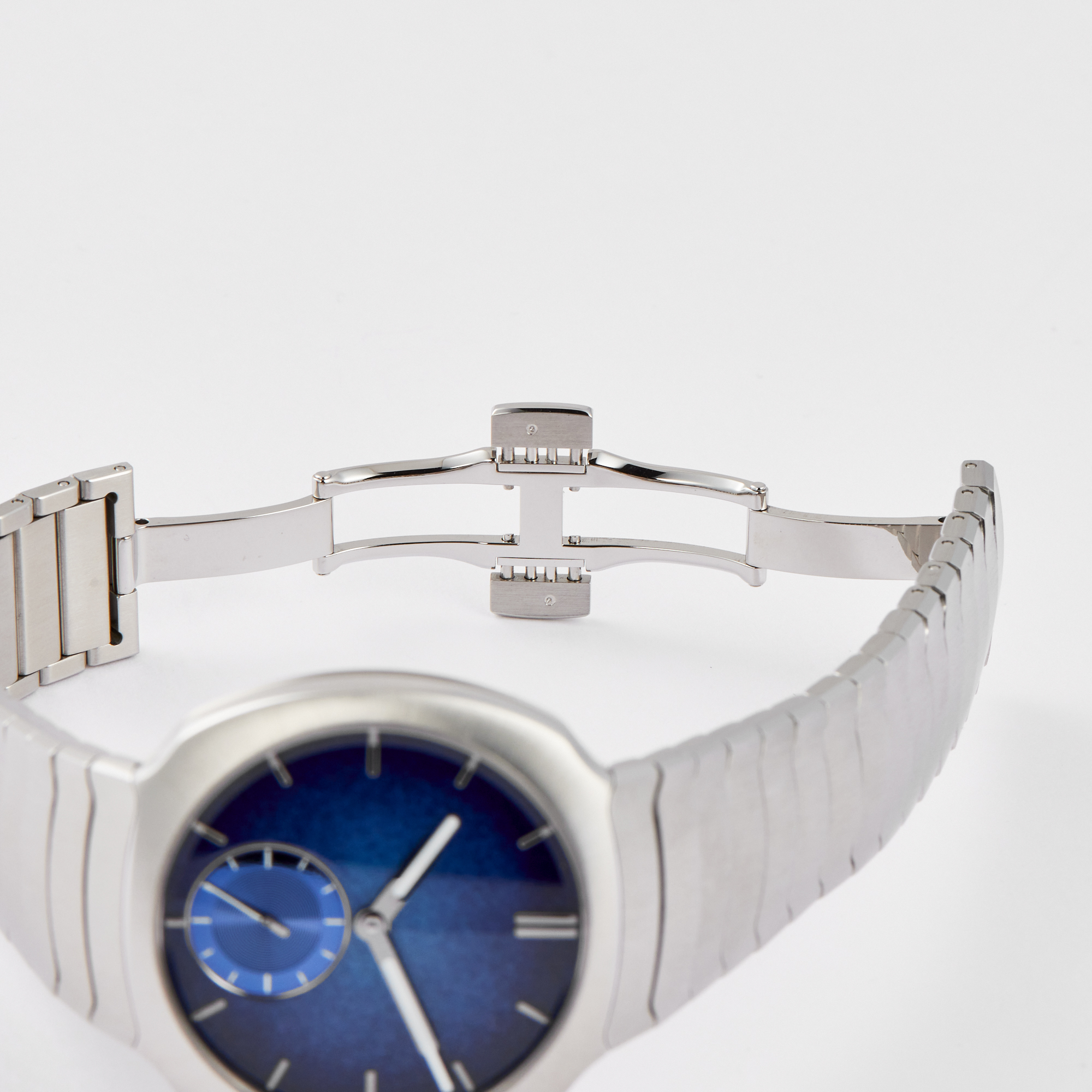 Streamliner Small Seconds Steel Blue Enamel Dial 39mm Product Image 8