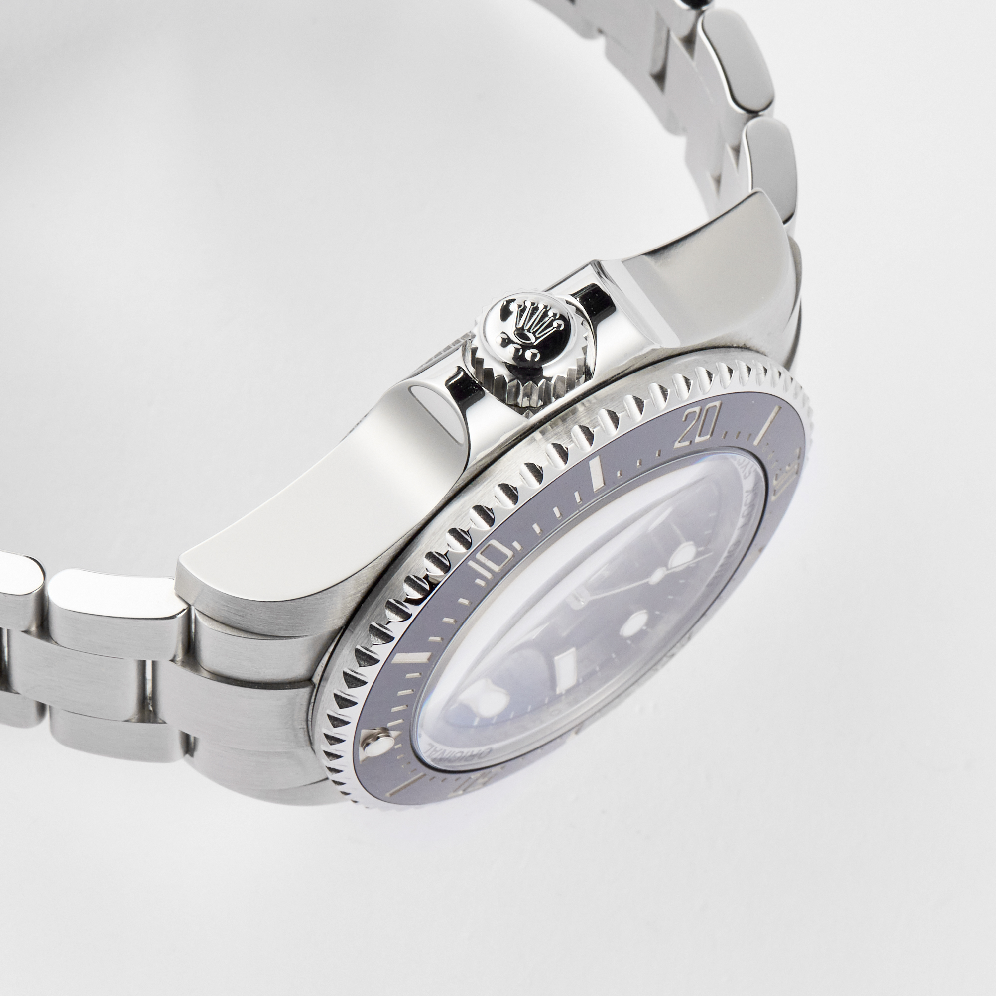 Sea-Dweller Deepsea D-Blue Steel Blue Dial 44mm Product Image 3