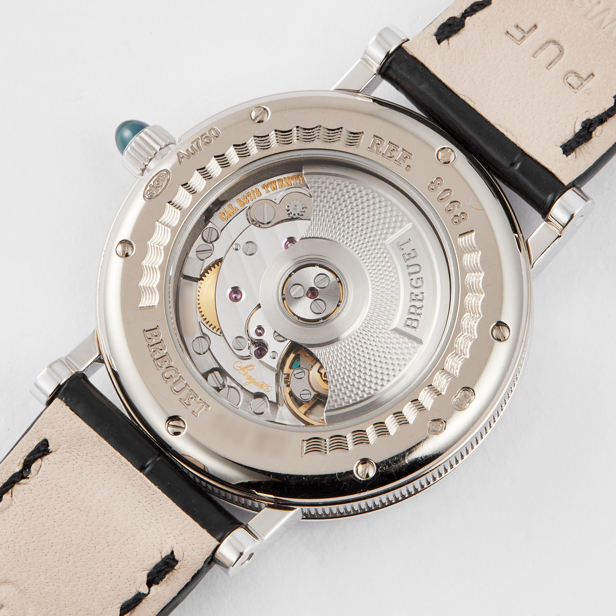 Classique 8068 White Gold Mother of Pearl Dial 30mm Product Image 6