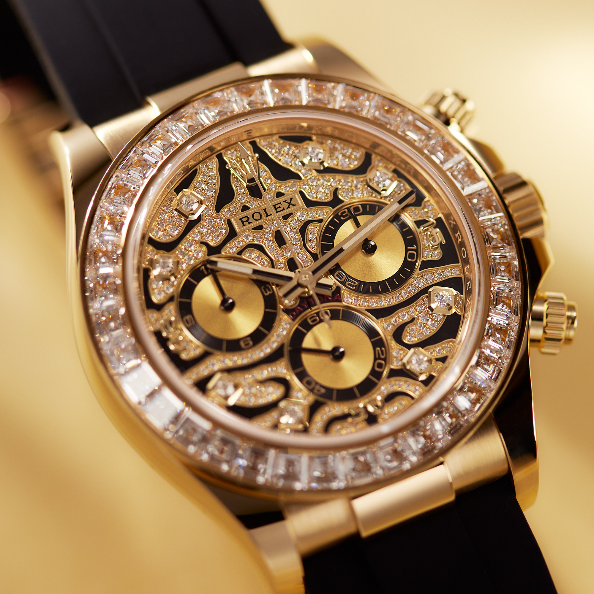 Daytona Yellow Gold Diamond Oysterflex "Eye of the Tiger" 40mm Product Image 16
