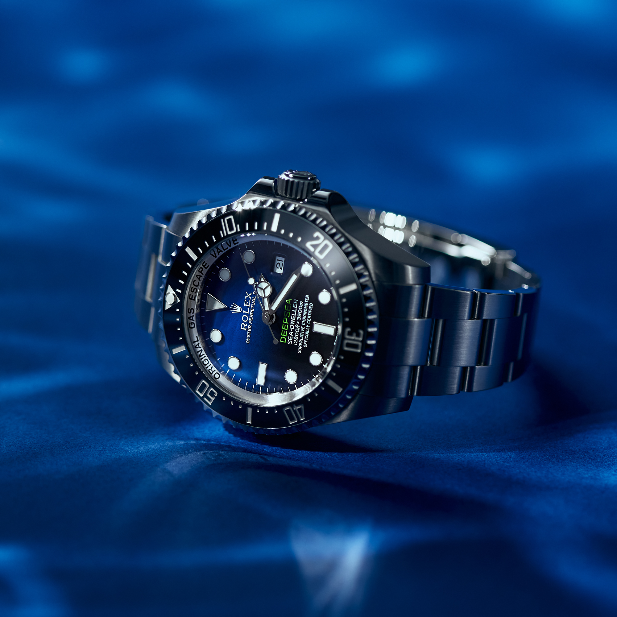 Sea-Dweller Deepsea D-Blue Steel Blue Dial 44mm Product Image