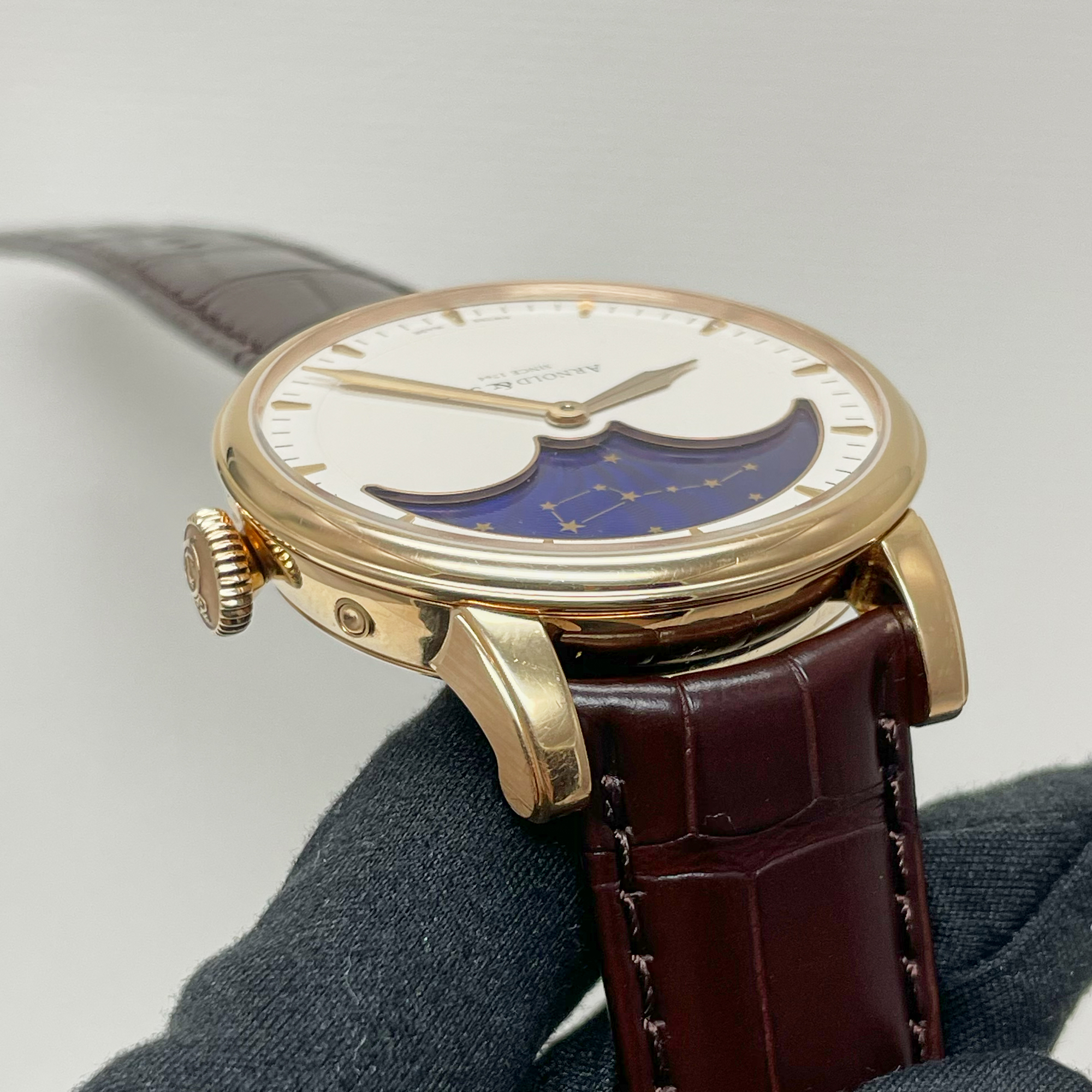 HM Perpetual Moon Rose Gold Beige Dial 42mm Product Image 5