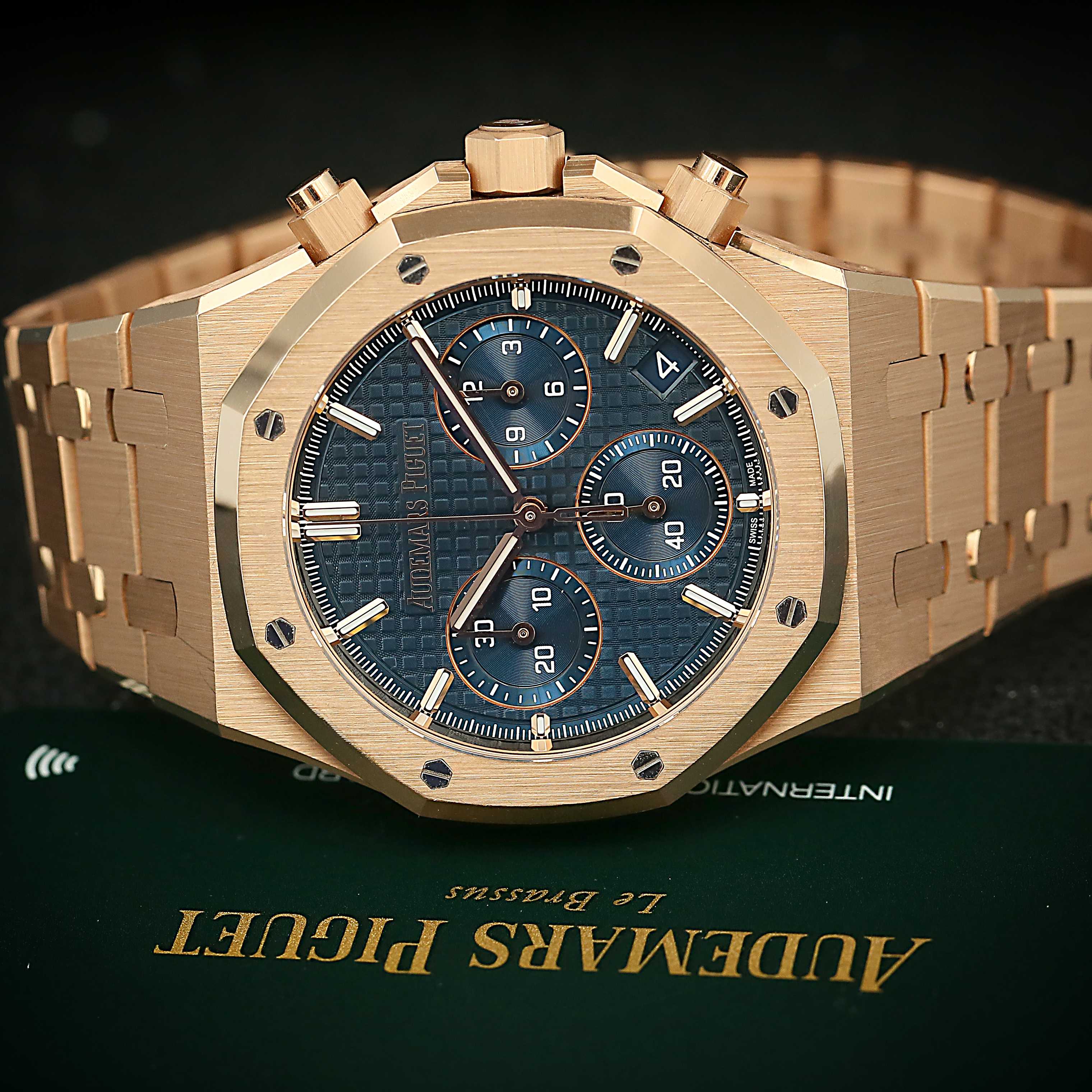 Royal Oak Chronograph Rose Gold Blue Dial 41mm Product Image 1
