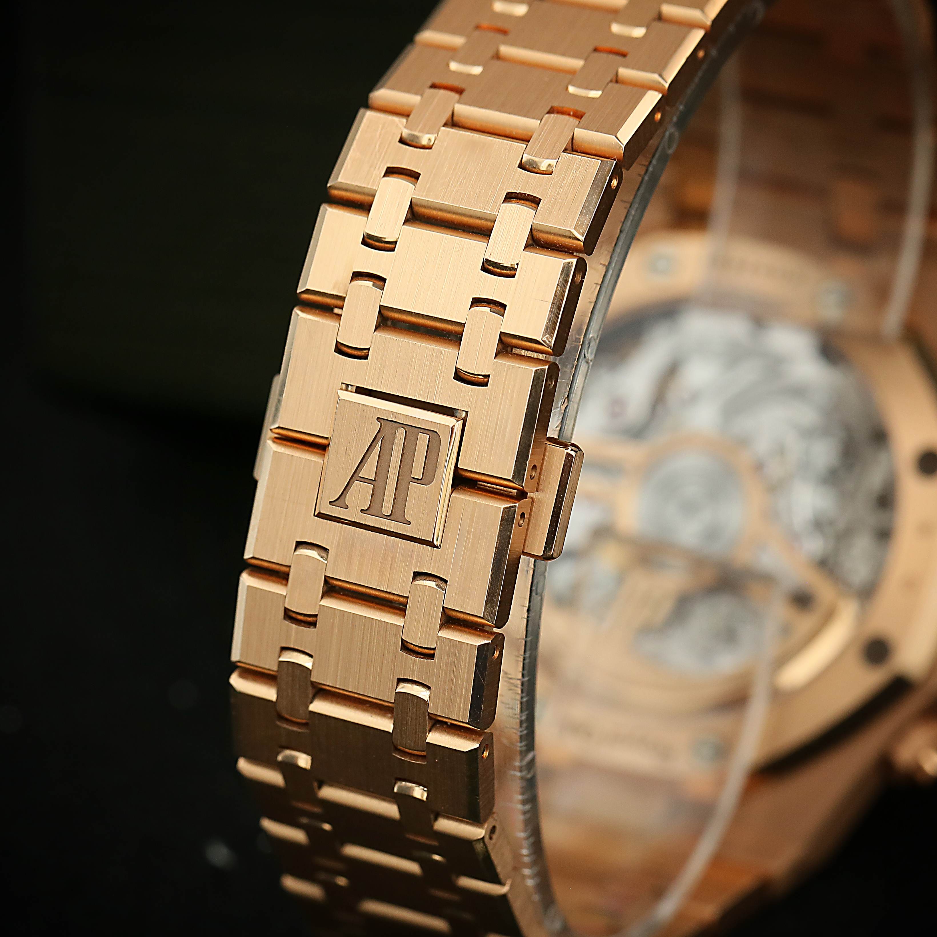 Royal Oak Chronograph Rose Gold Blue Dial 41mm Product Image 5