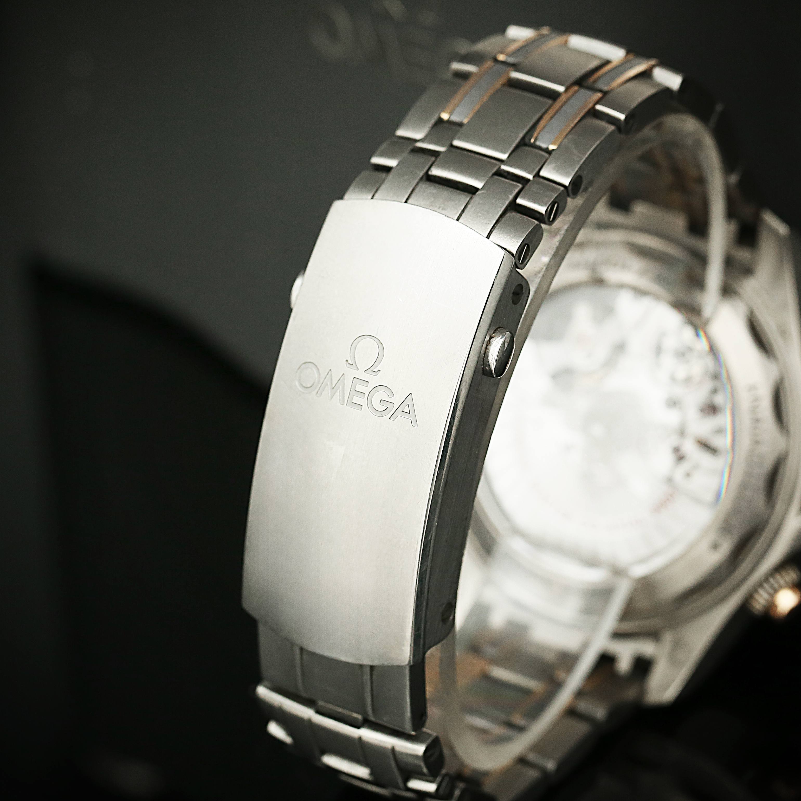 Seamaster Diver 300m Chronograph Rose Gold Tantalum & Titanium Blue Dial 44mm Product Image 6