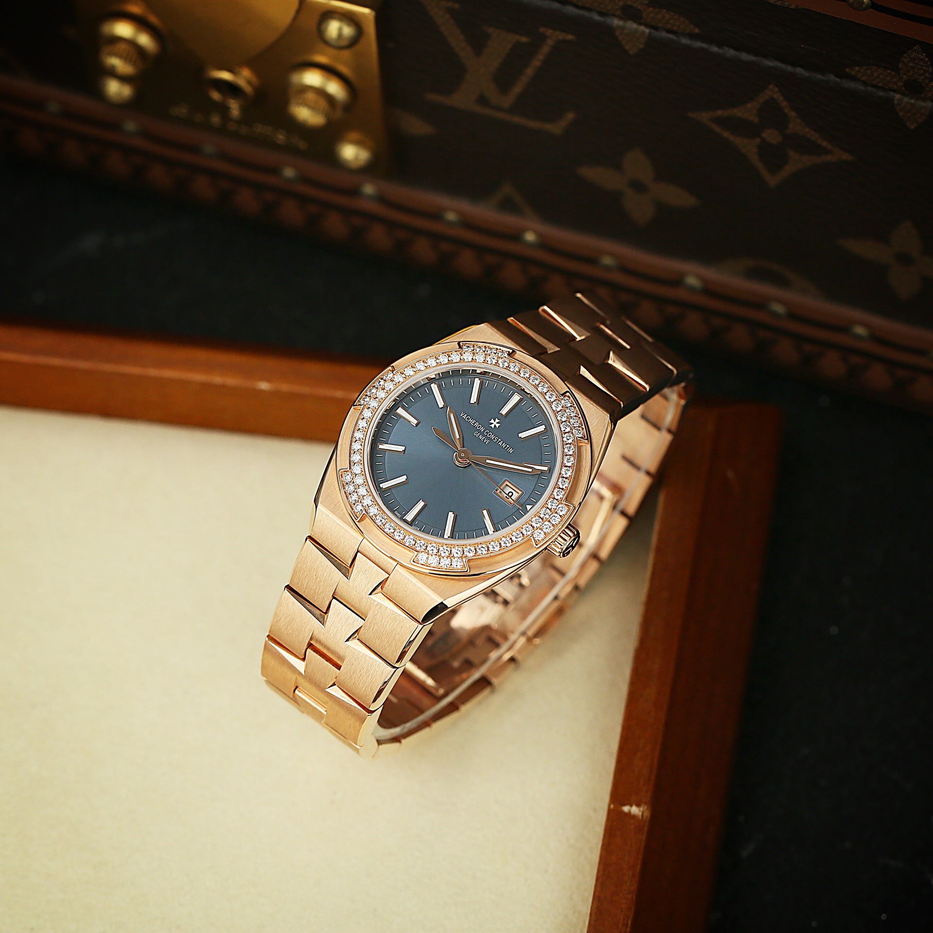 Overseas Quartz Rose Gold Diamond Blue Dial 33mm Product Image 2