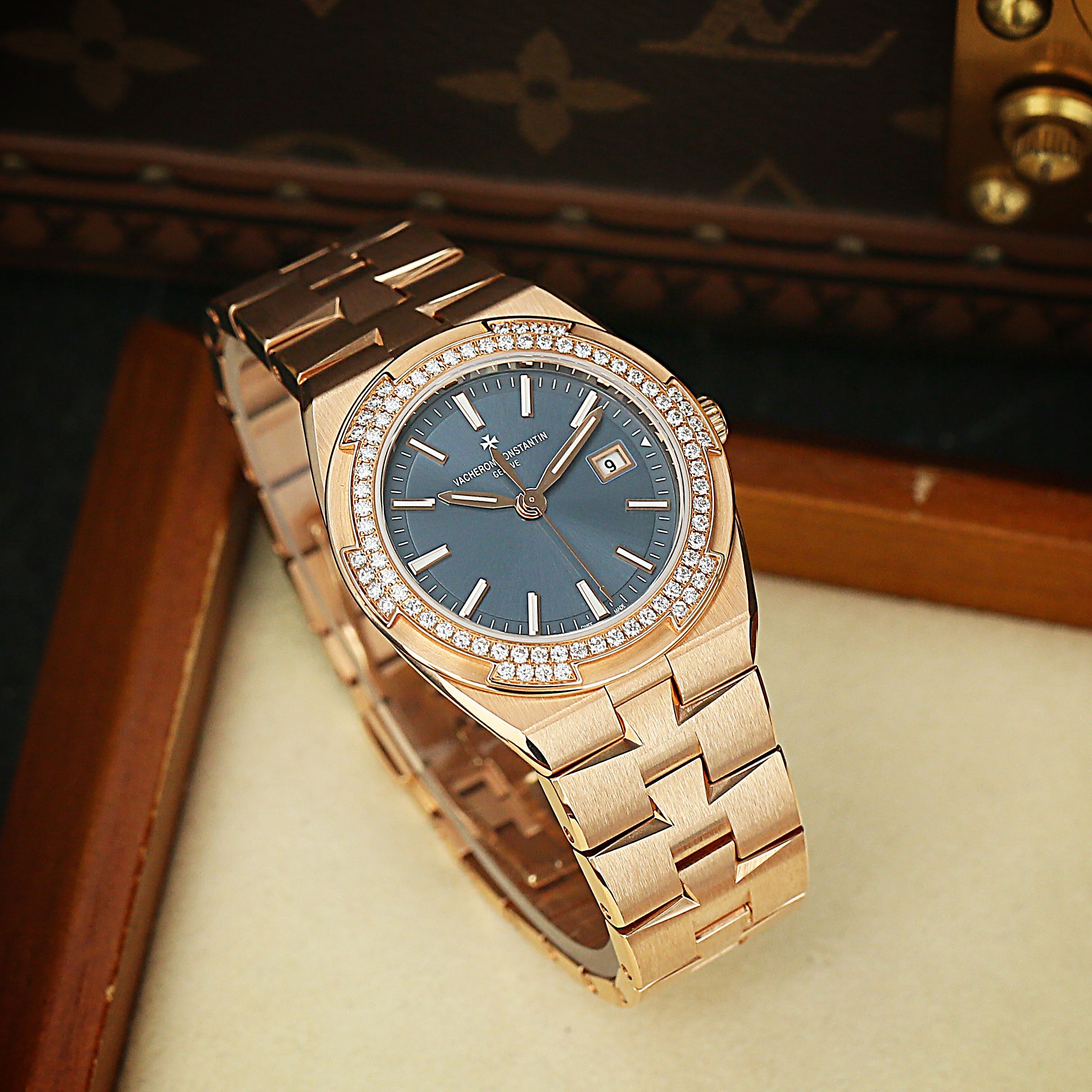 Overseas Quartz Rose Gold Diamond Blue Dial 33mm Product Image 3
