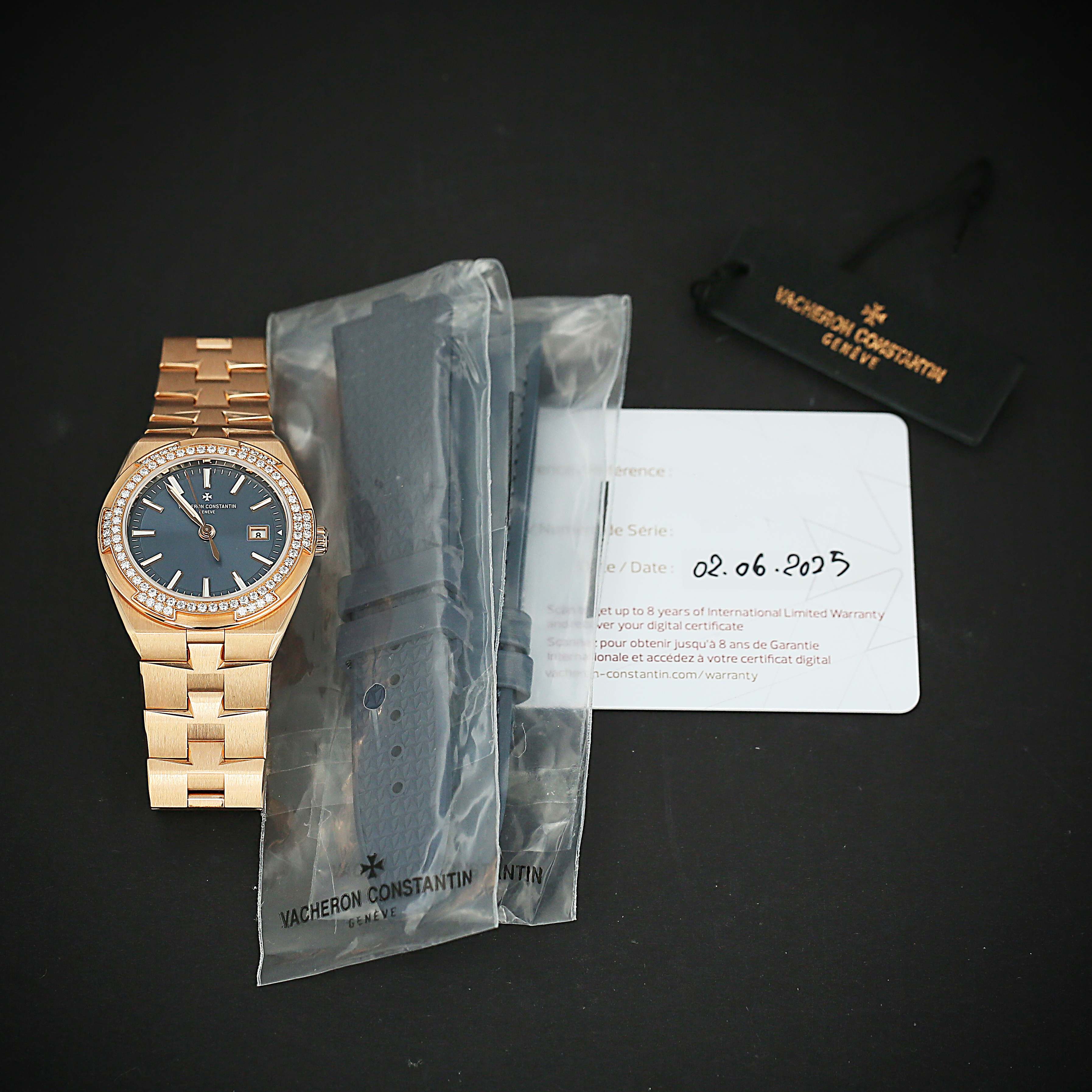 Overseas Quartz Rose Gold Diamond Blue Dial 33mm Product Image 7