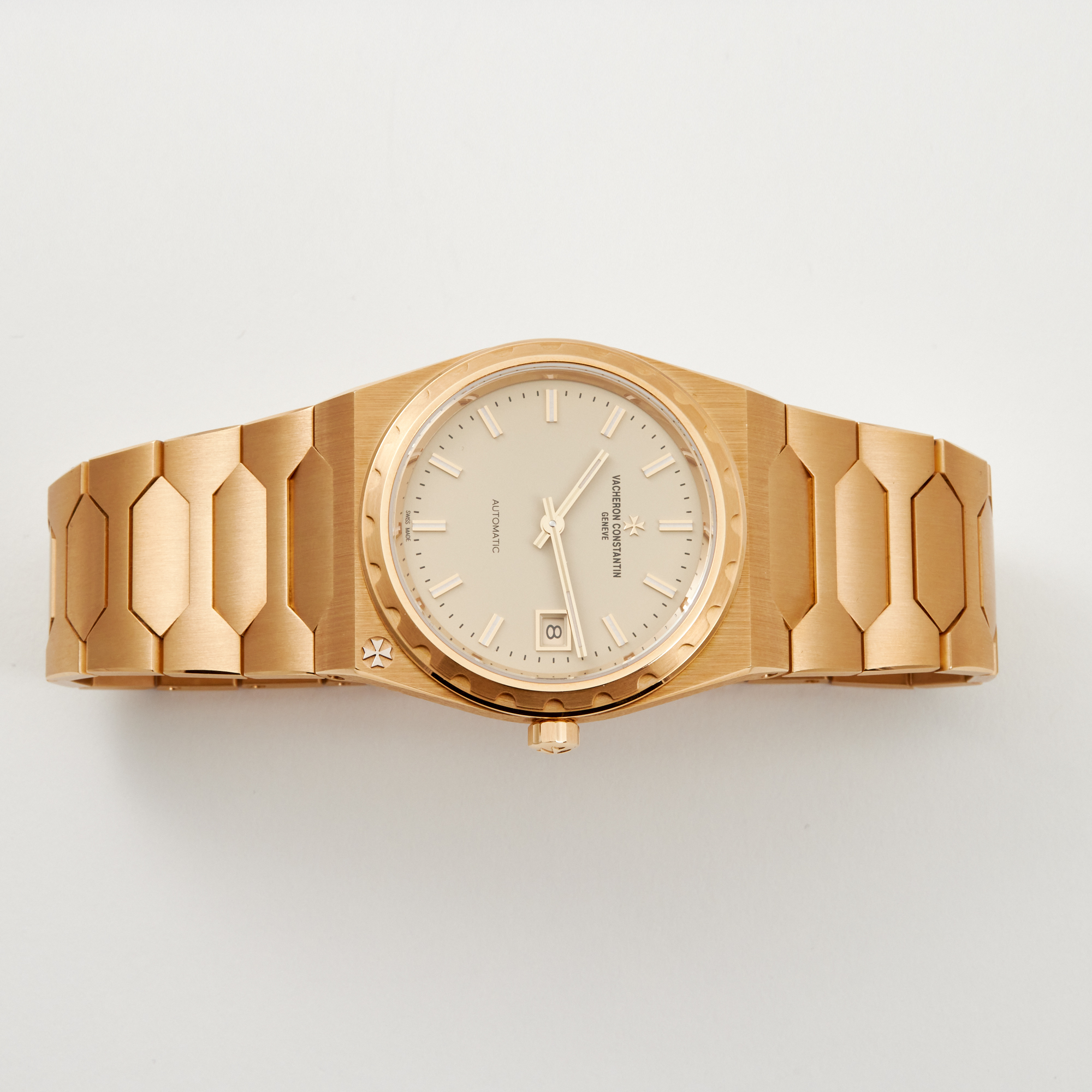 Historiques 222 Yellow Gold Champagne Dial 37mm Product Image 10